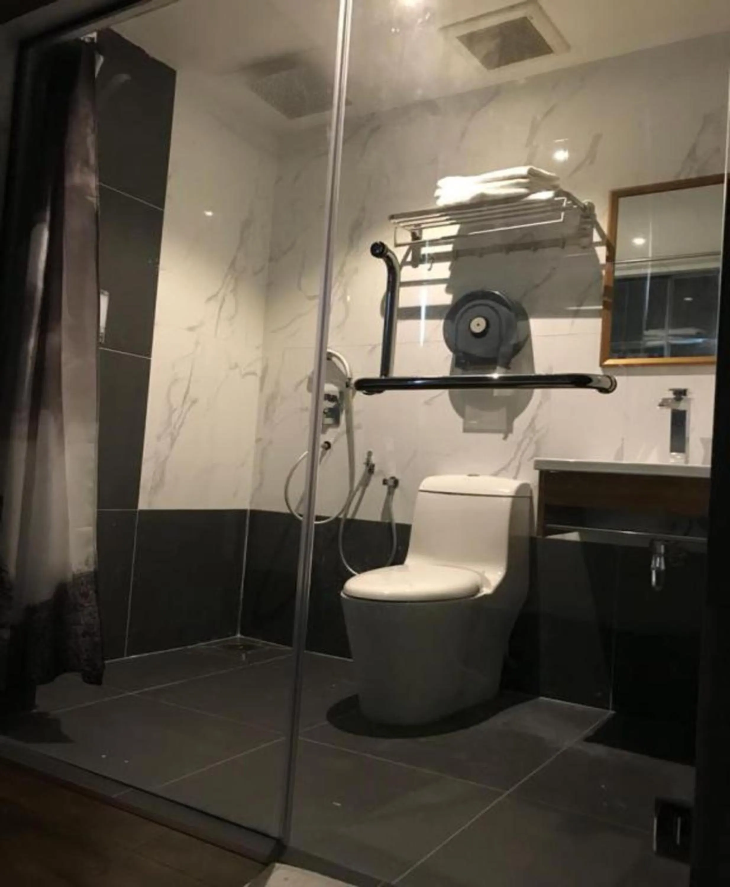 Bathroom in Time Hotel