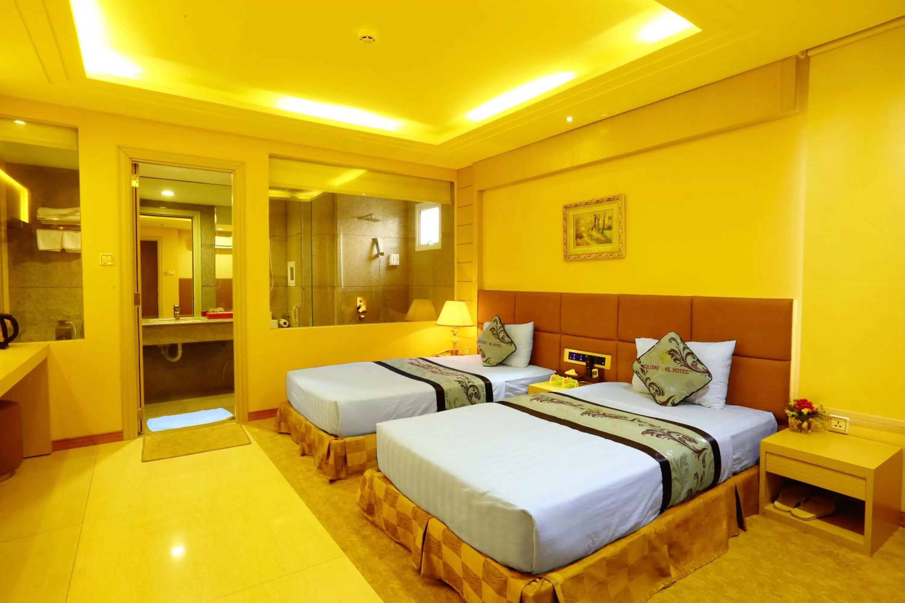 Photo of the whole room in Holiday One Can Tho Hotel