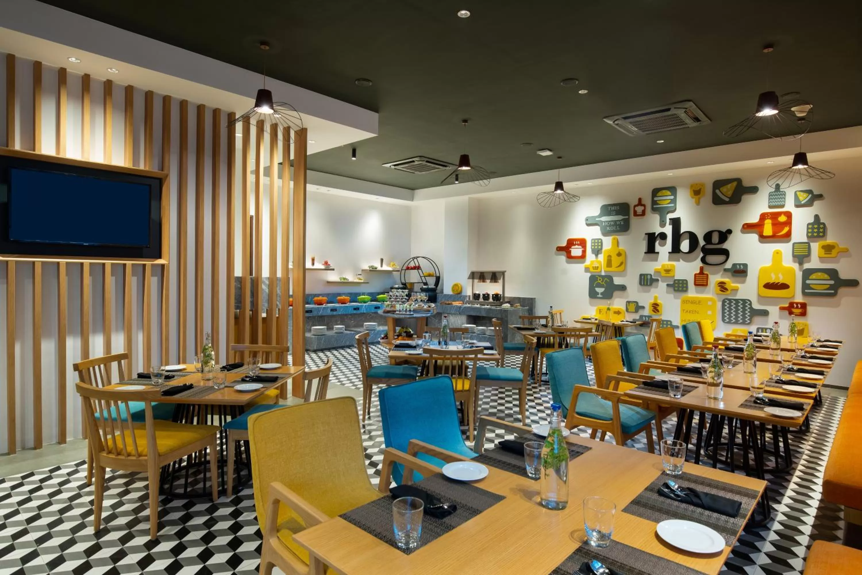 Restaurant/places to eat in Park Inn by Radisson Gwalior