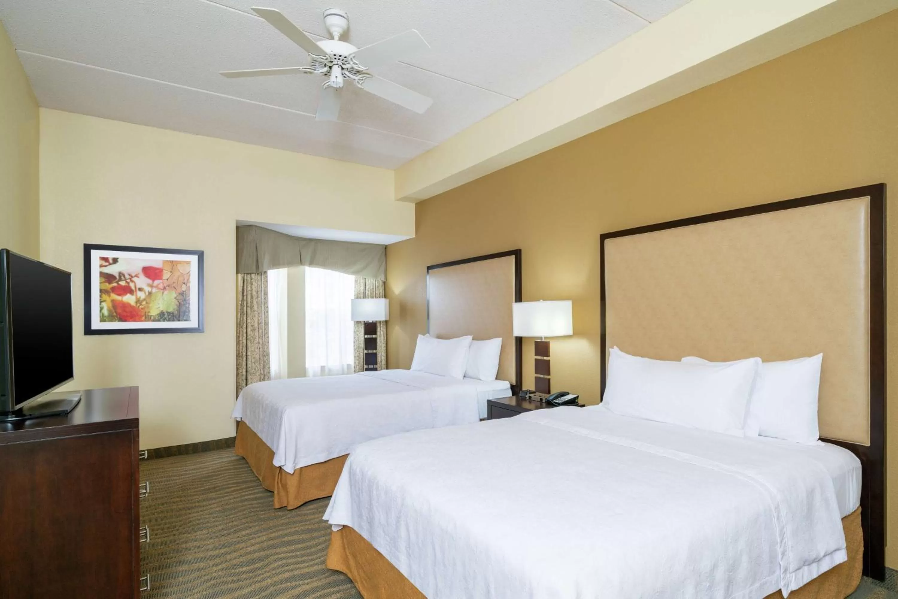 Bed in Homewood Suites by Hilton Philadelphia-Valley Forge