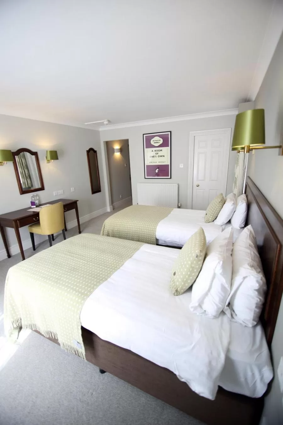 Bed in Mercure Gloucester Bowden Hall Hotel