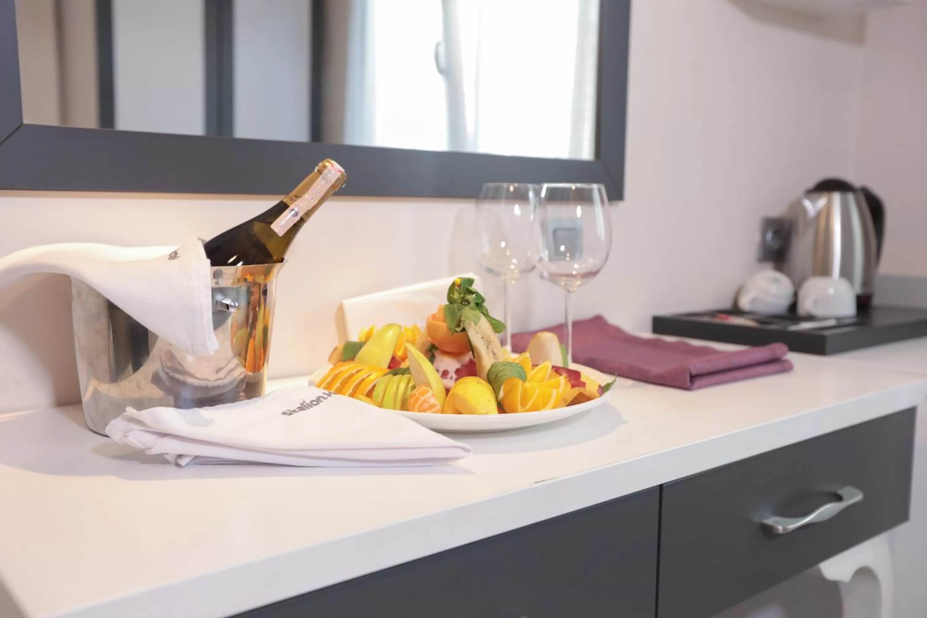 Alcoholic drinks in Skalion Hotel