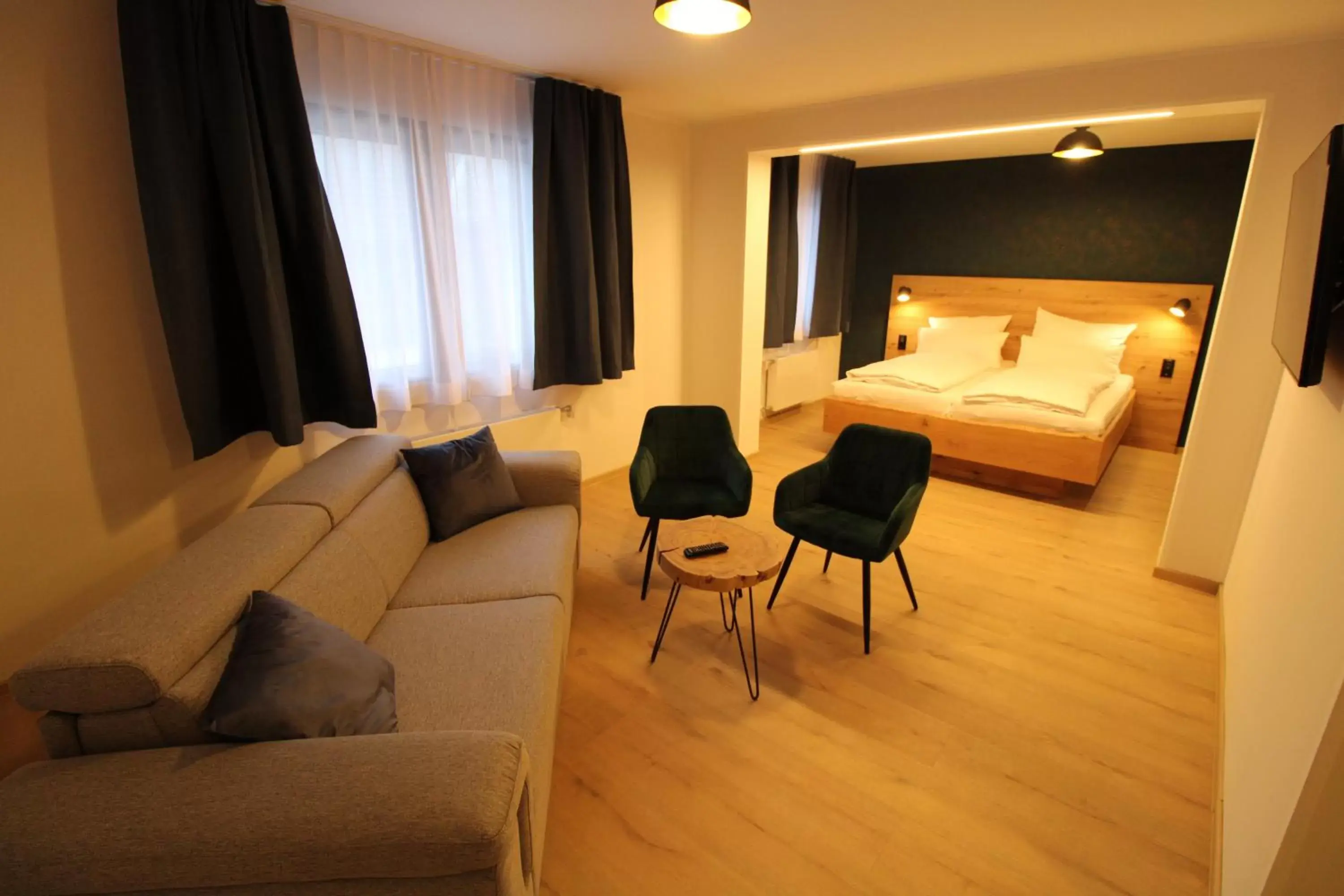 DER Hirsch Hotel DER Hirsch Hotel