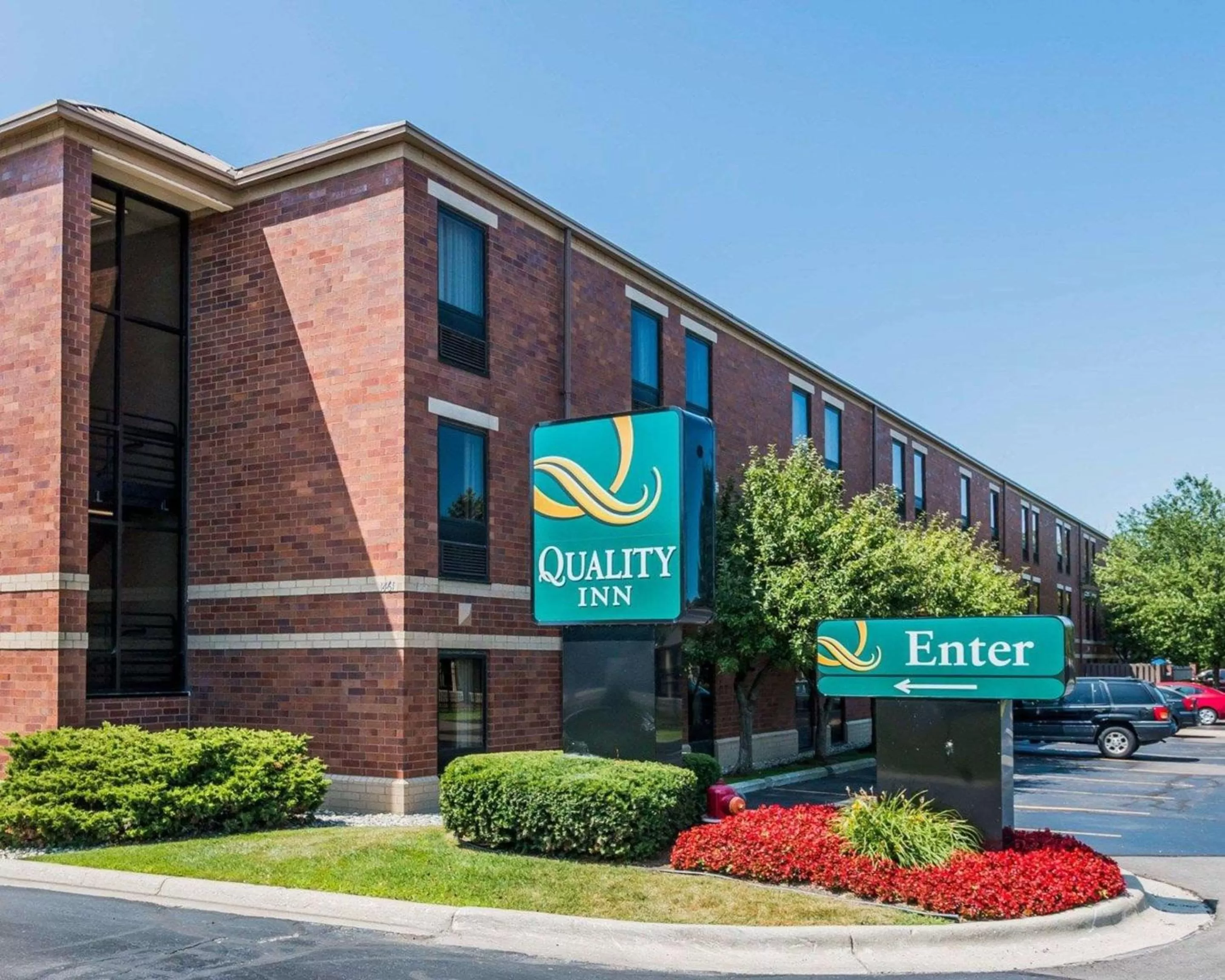 Property building in Quality Inn Auburn Hills - Detroit North