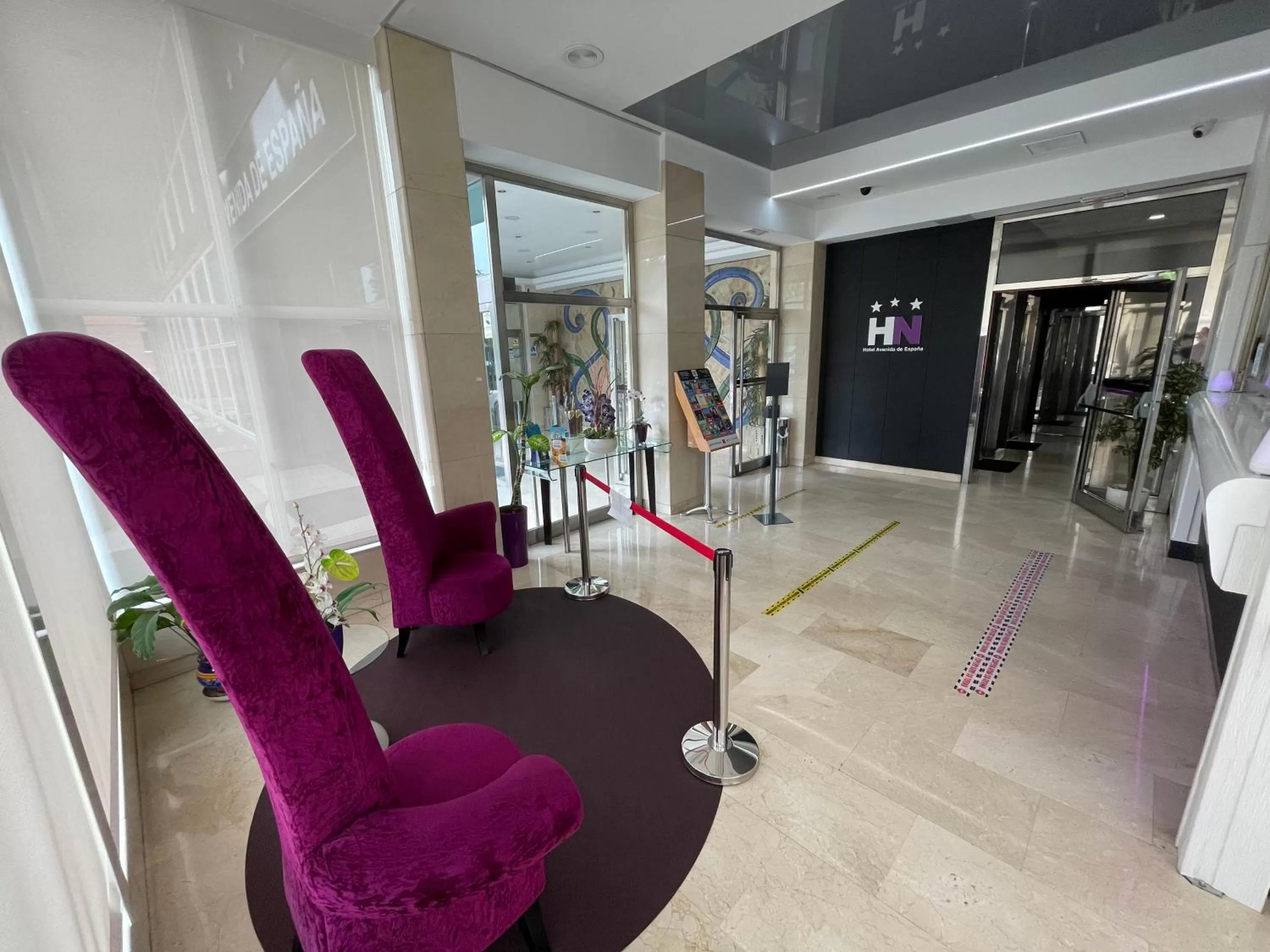 Lobby or reception in Hoteles Urbanos N Avenida de España