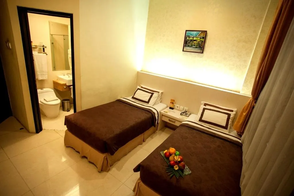 Superior Twin Room in Ros-In Hotel