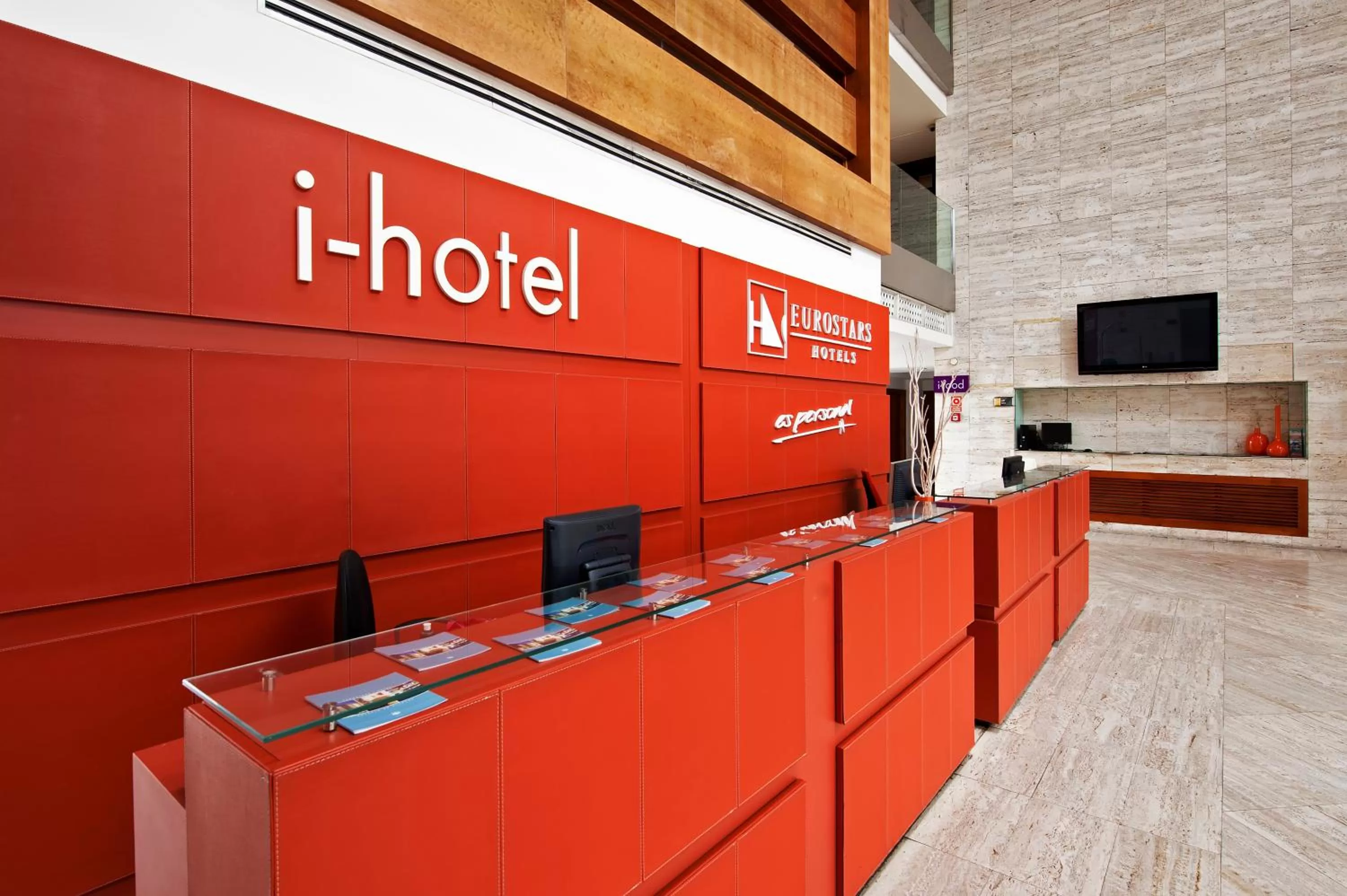 Lobby or reception in Eurostars i-hotel Madrid