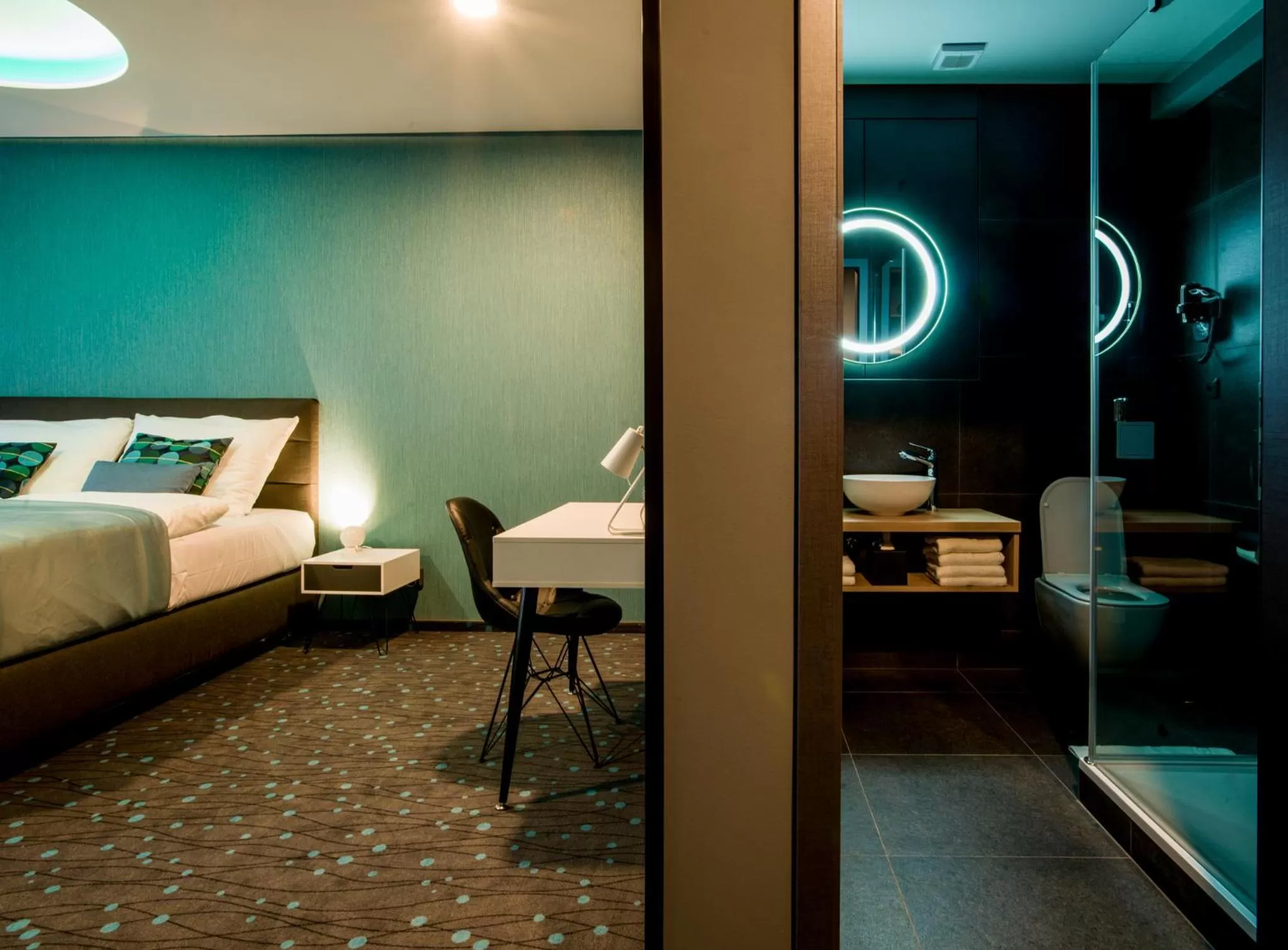 Bathroom, Bed in Rooftop Planet Prague Hotel