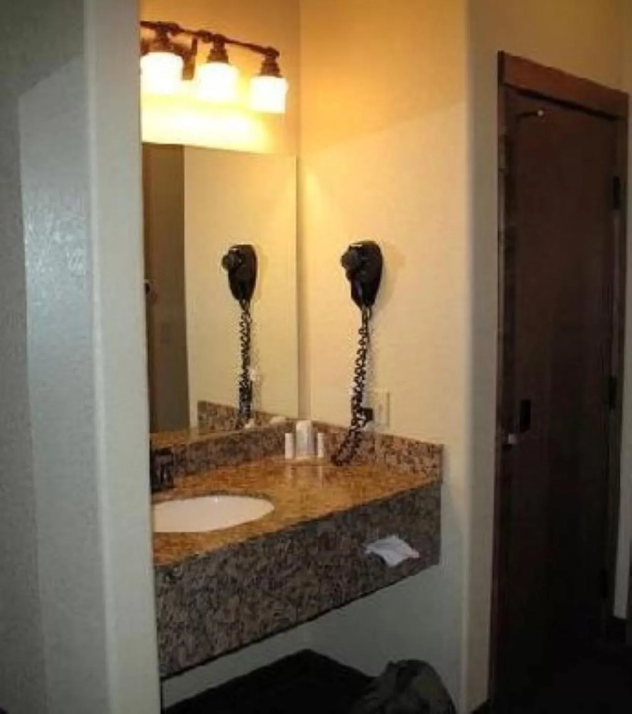 Bathroom in K Bar S Lodge, an Ascend Collection Hotel