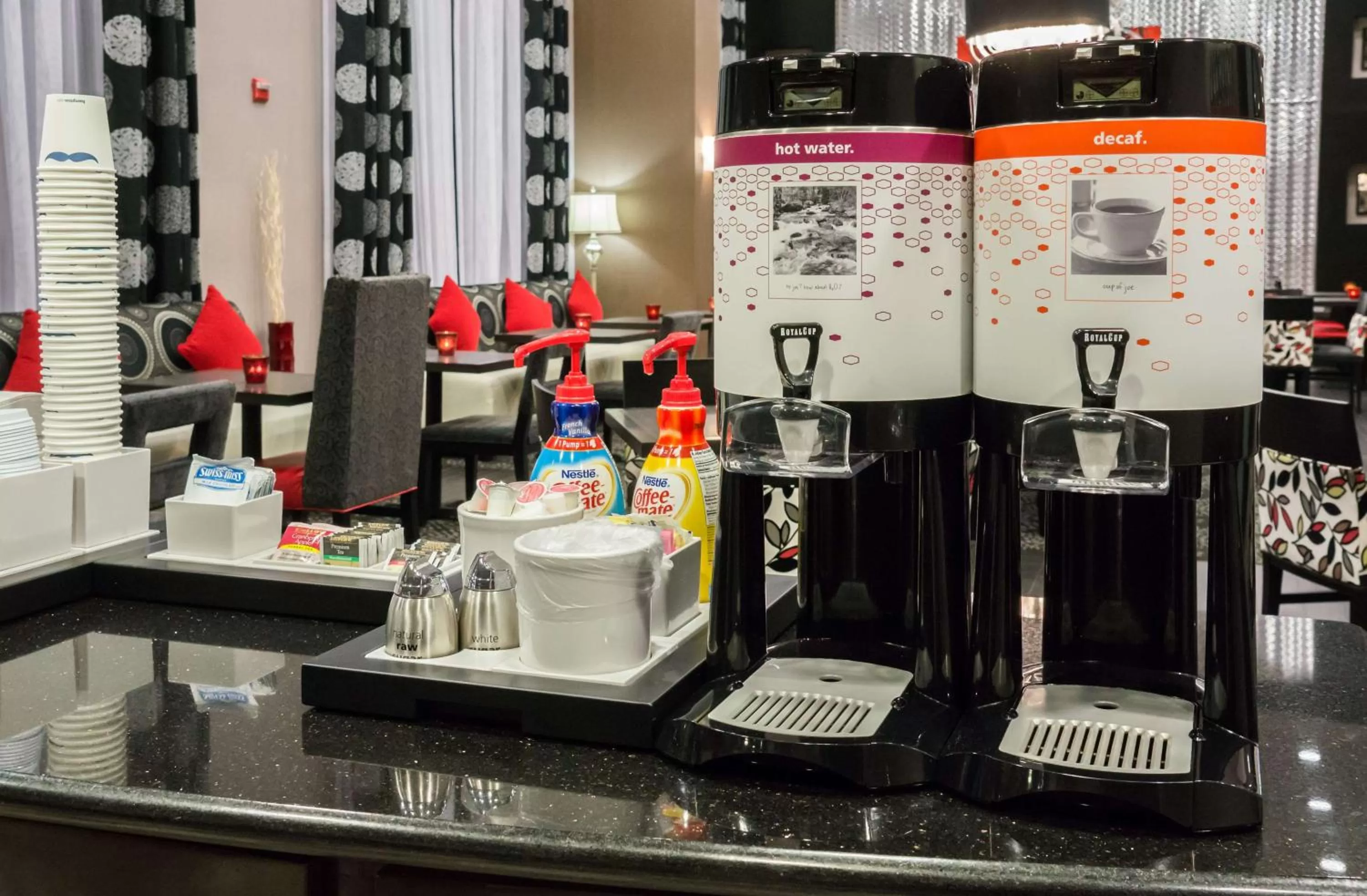 Breakfast in Hampton Inn & Suites Orlando-John Young Parkway/South Park