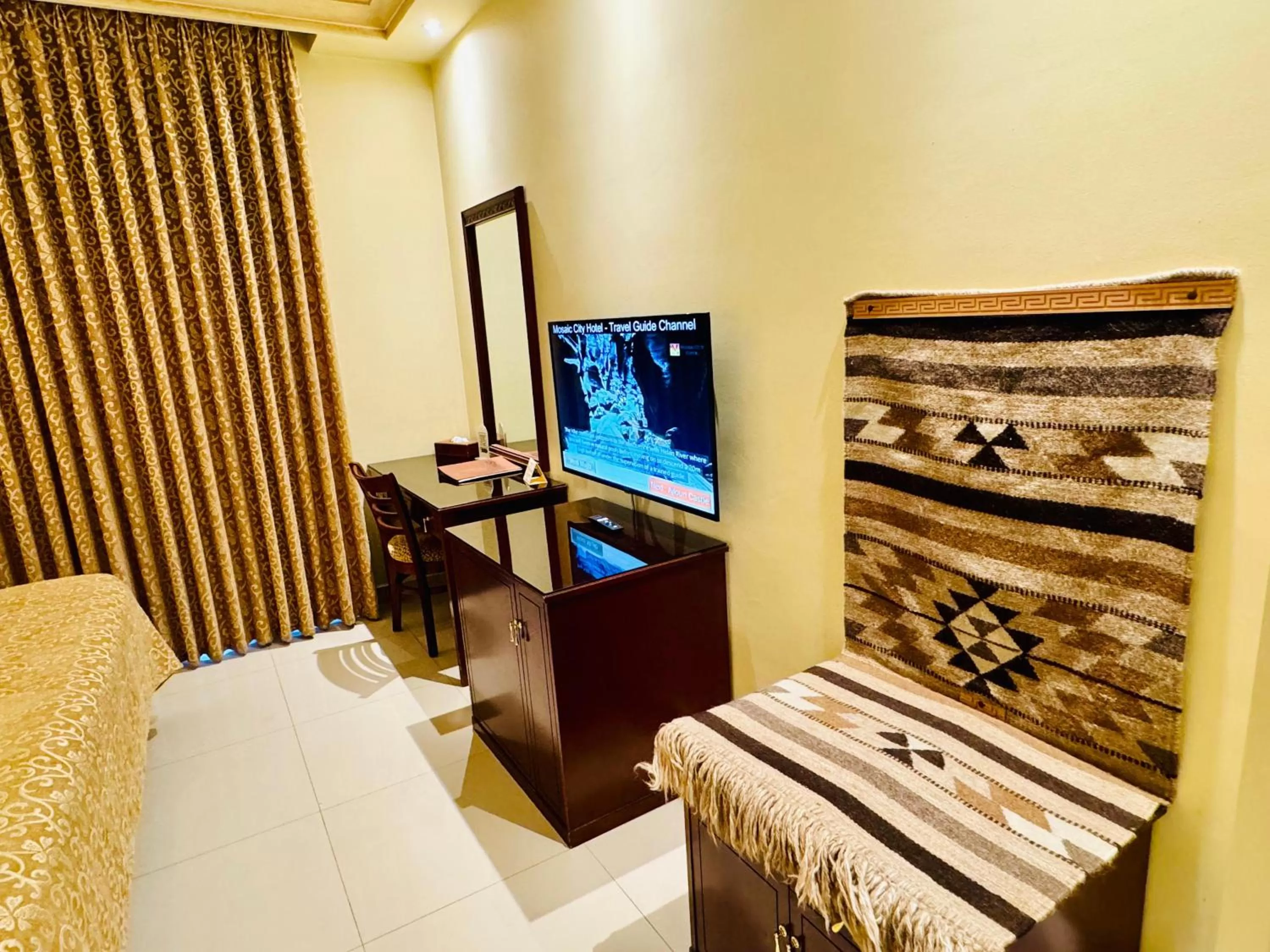 TV and multimedia, Bed in Mosaic City Hotel