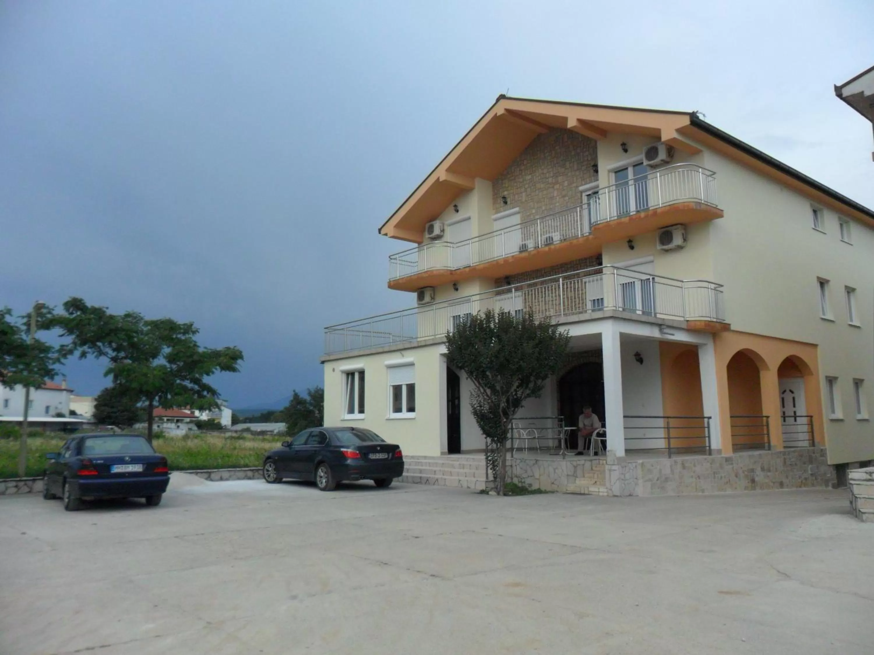 Off site in Sobe u kucanstvu MBM