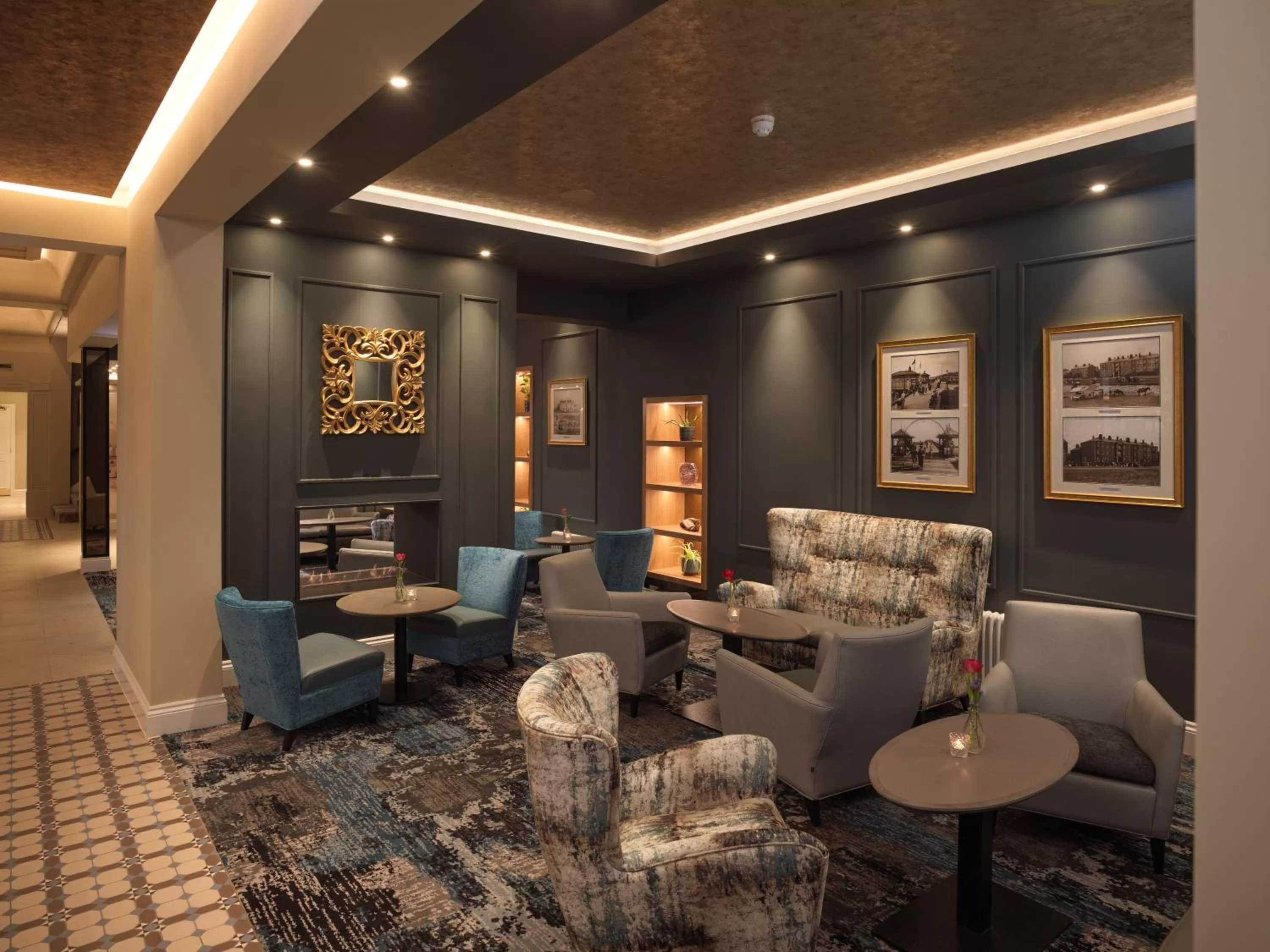 Communal lounge/ TV room in Clifton Arms Hotel