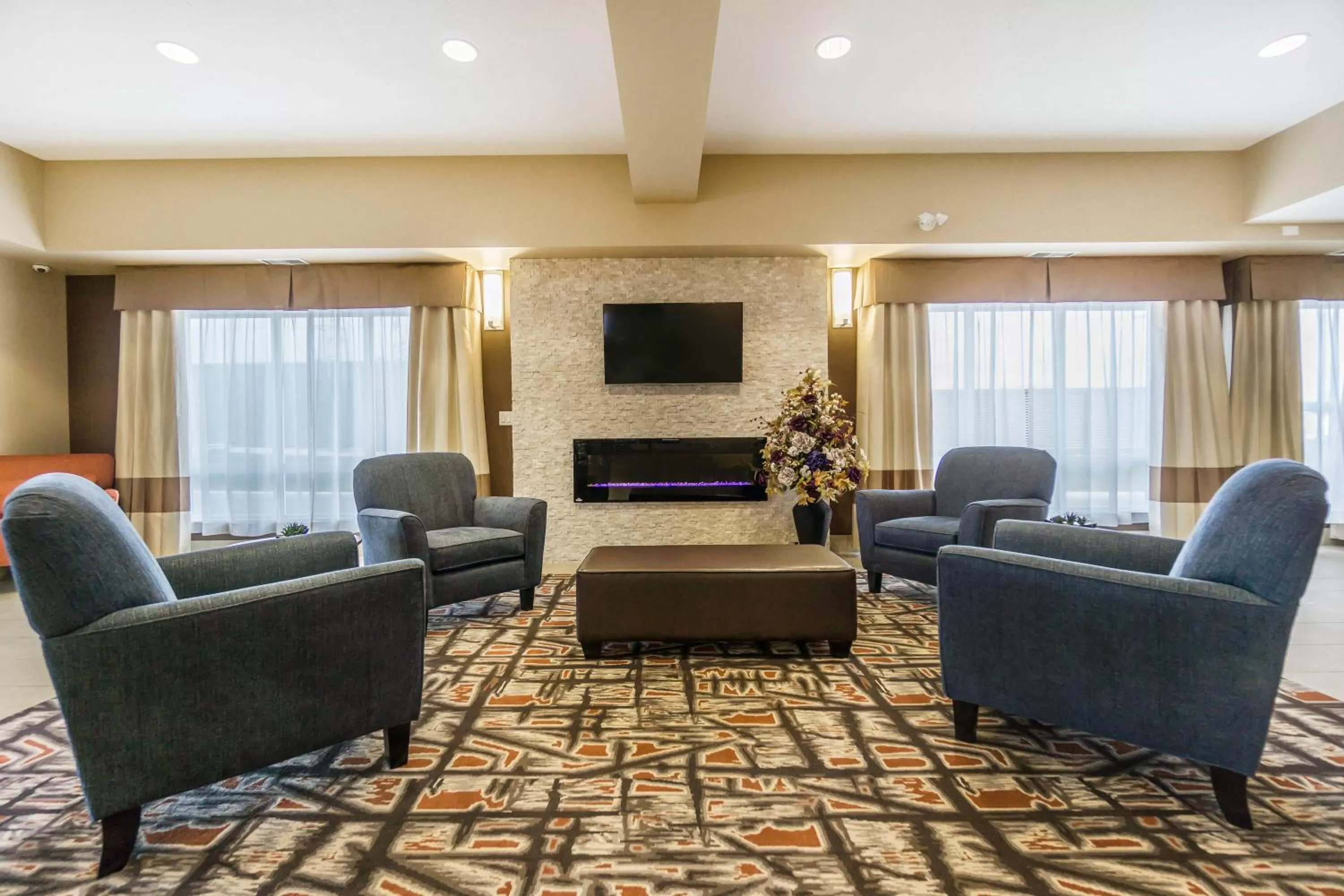 Lobby or reception in Comfort Inn & Suites Edmonton International Airport