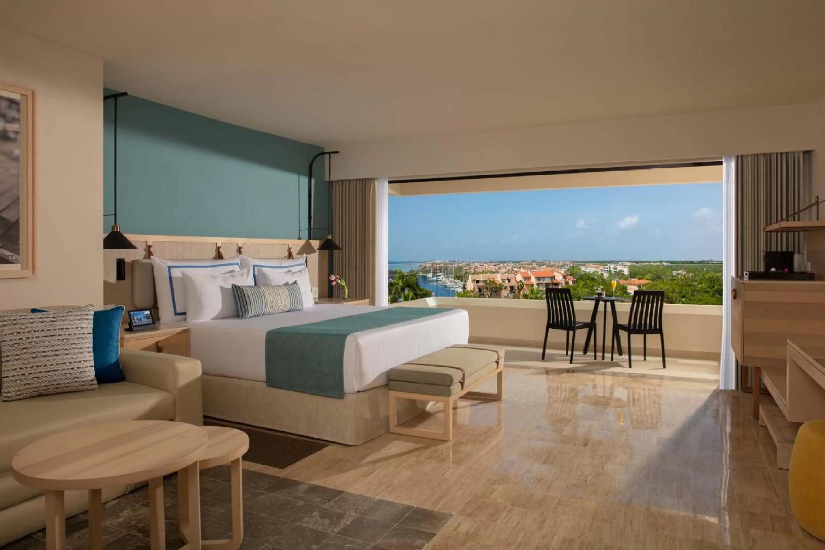 Photo of the whole room, Bed in Dreams Aventuras Riviera Maya - All Inclusive