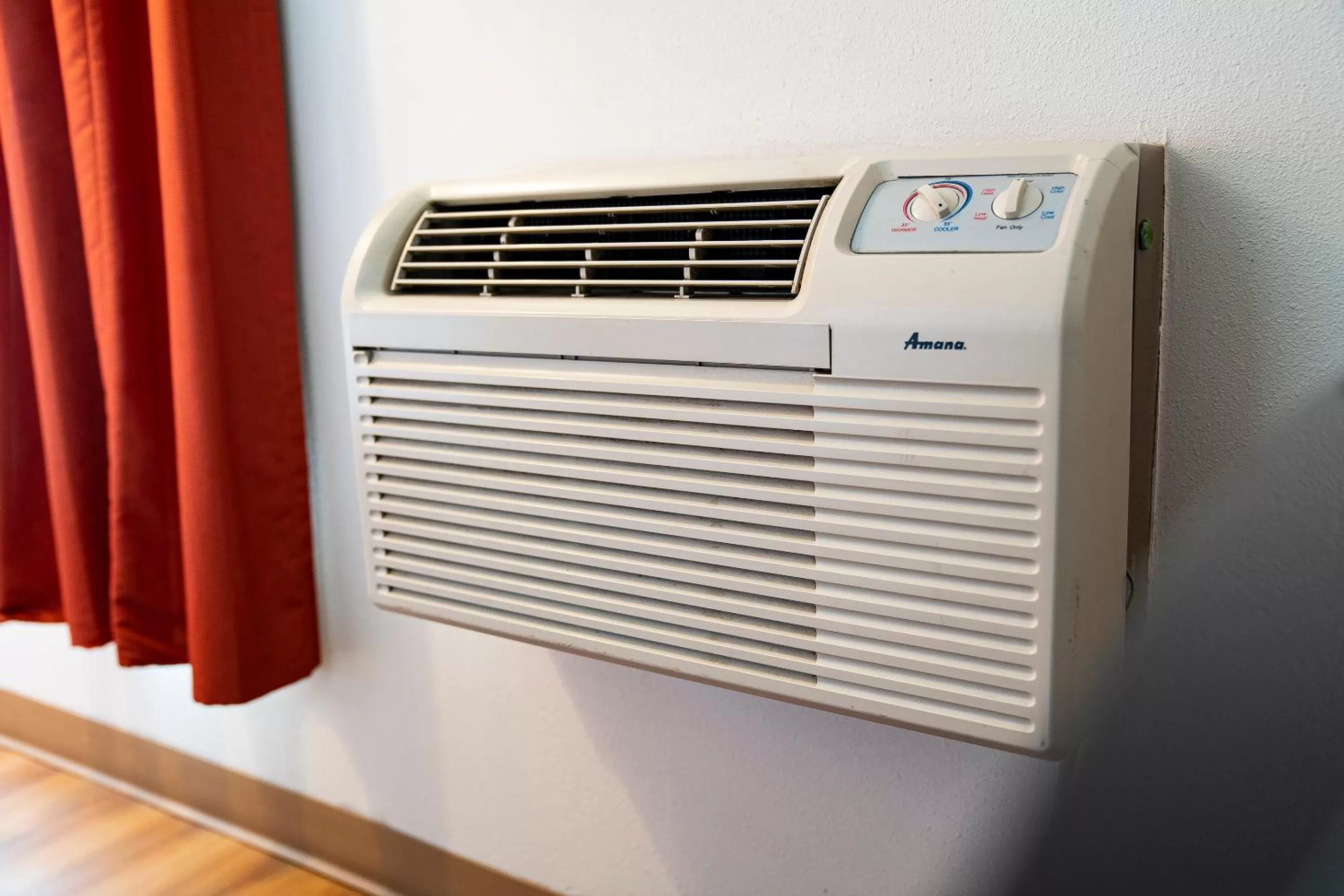 Bedroom in OYO Hotel Hermiston OR, Downtown