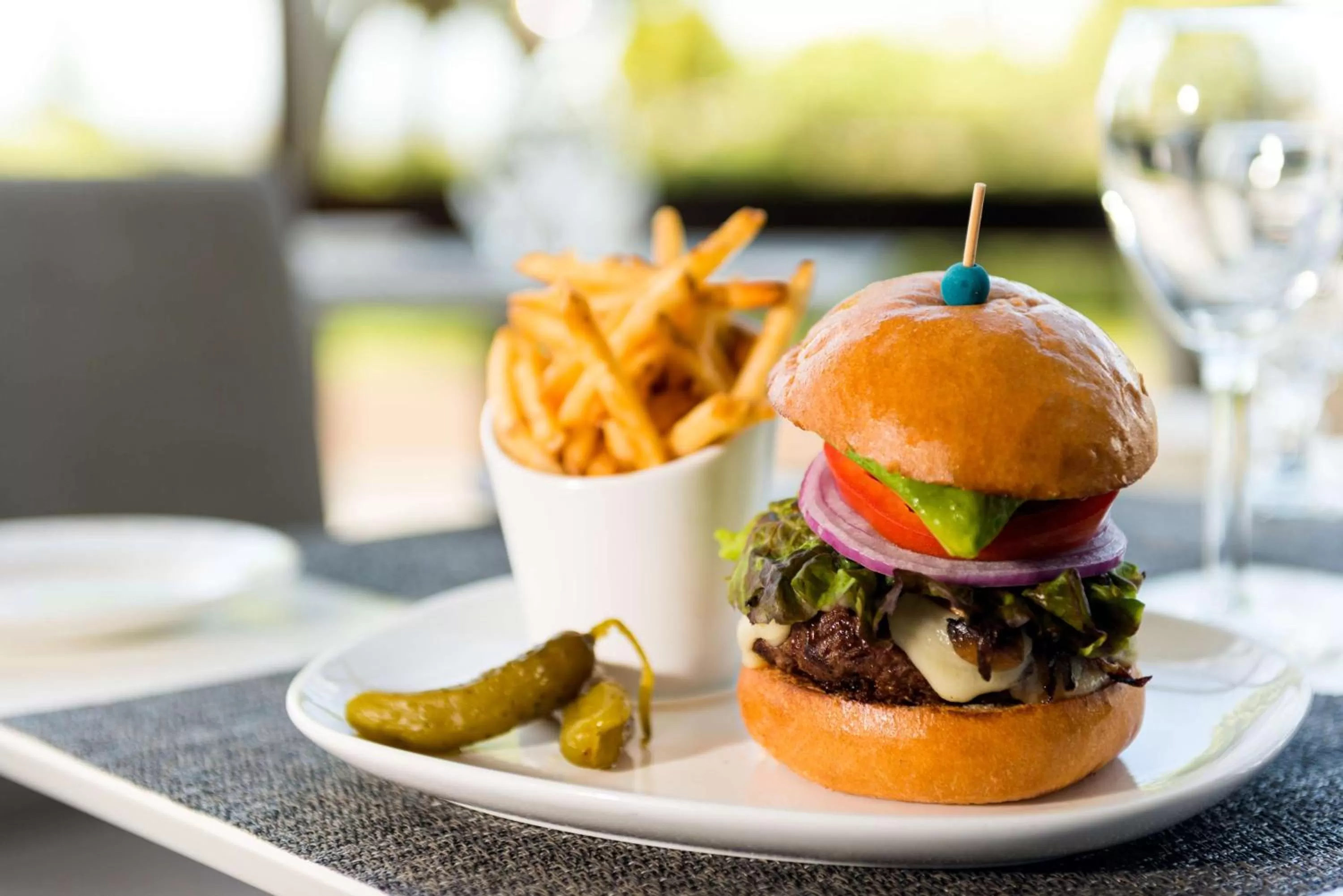 Restaurant/places to eat in Hilton San Francisco Airport Bayfront - No Resort Fee