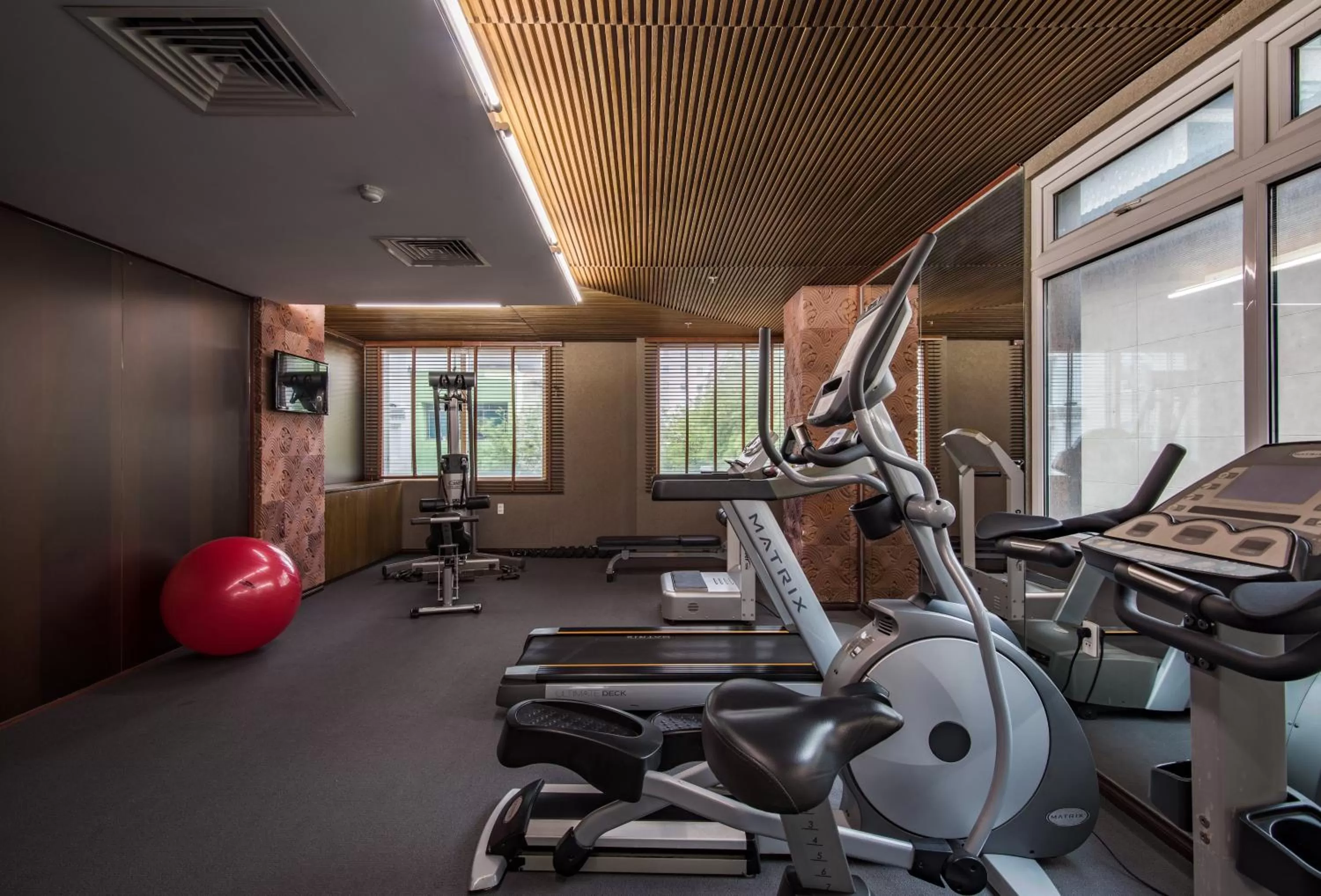 Fitness centre/facilities in Aquari Hotel