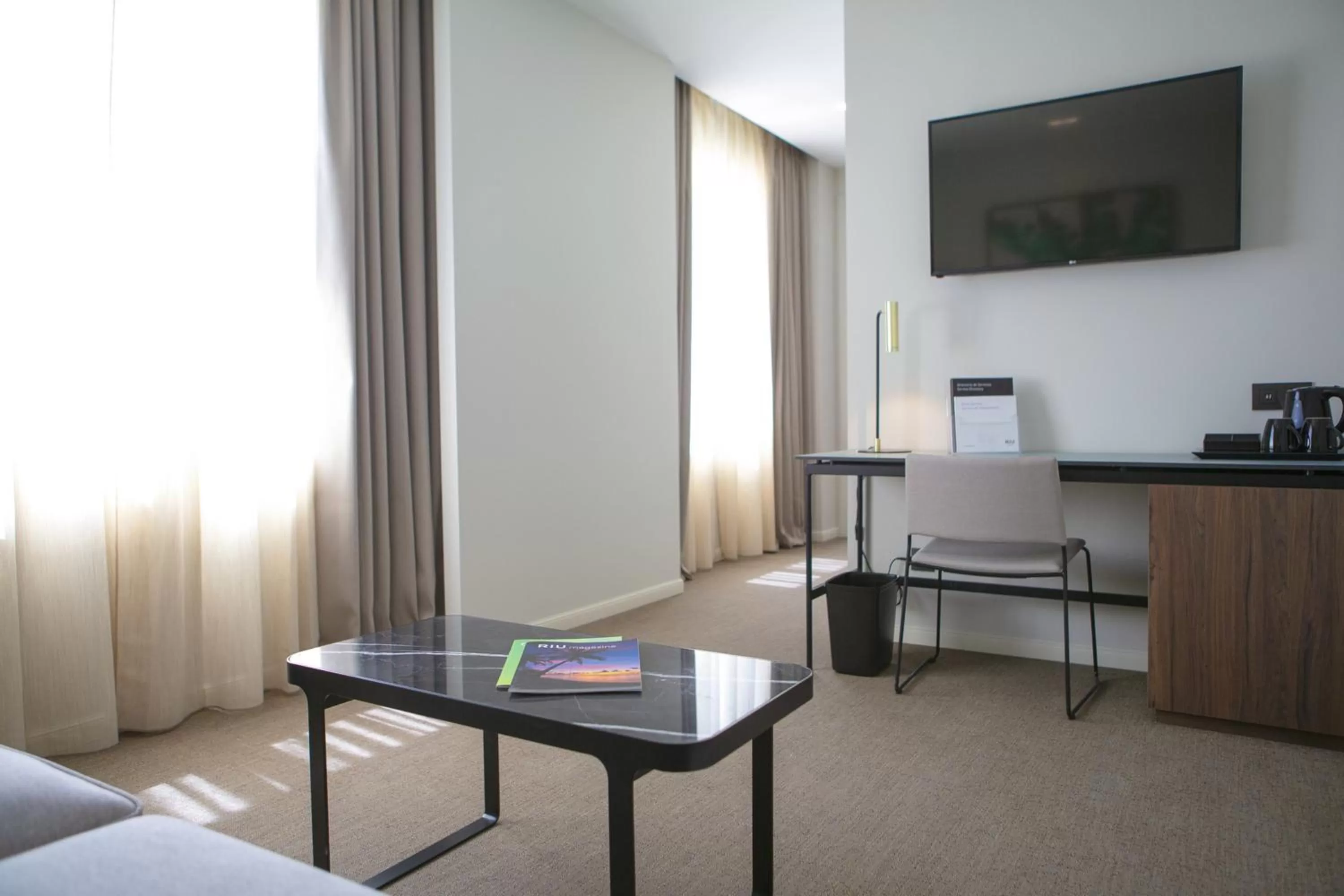 TV and multimedia, Bed in Riu Plaza España