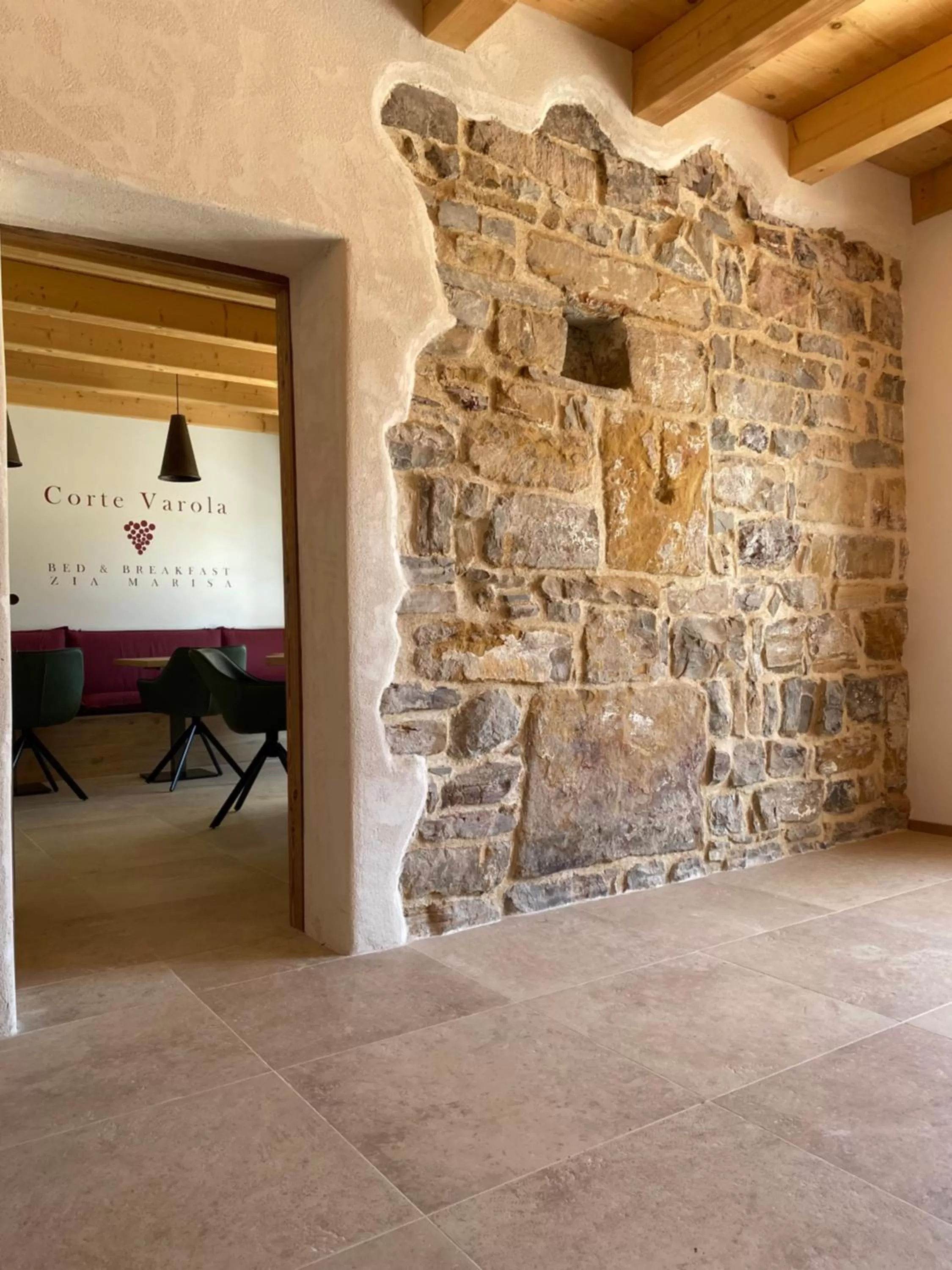 Dining area in Corte Varola B&B Zia Marisa