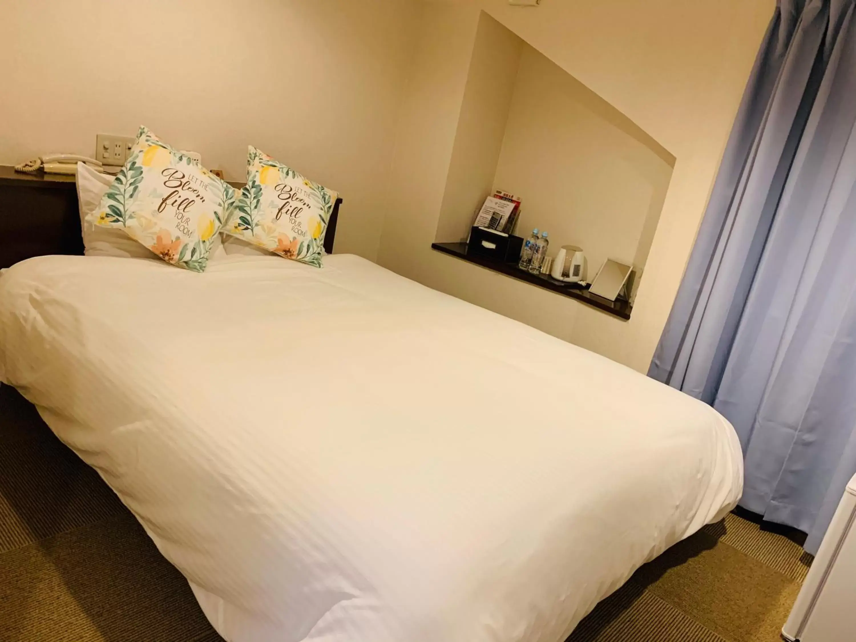 Budget Double Room in Hotel TRW Budget Double Room in Hotel TRW