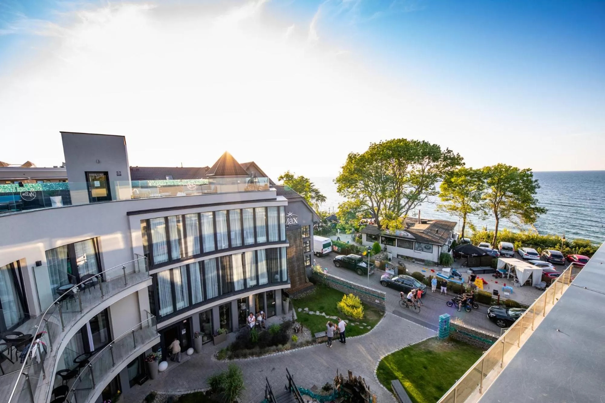 Spring in Max Health Resort SPA