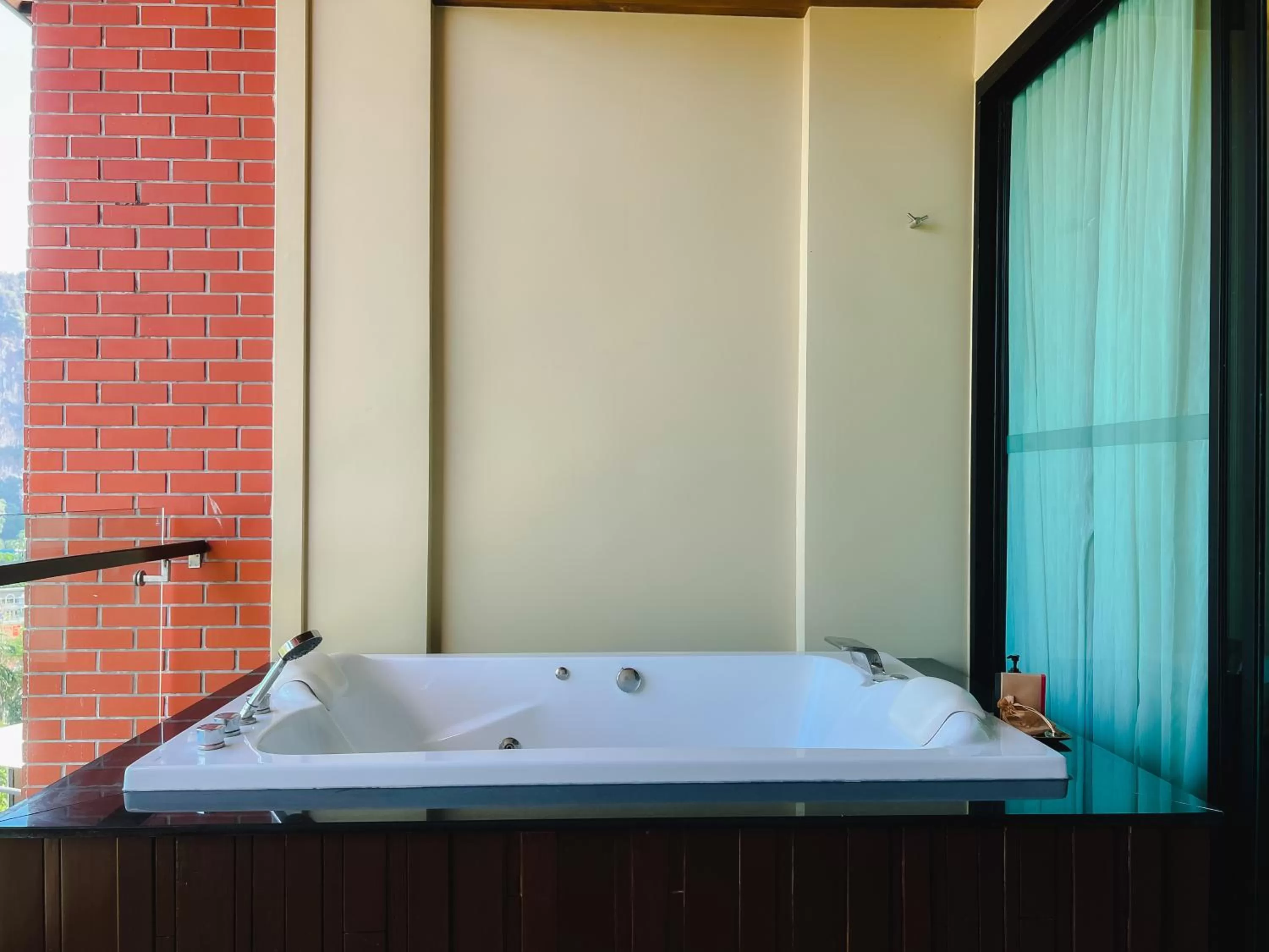 Bath in Aonang Phu Pi Maan Resort & Spa