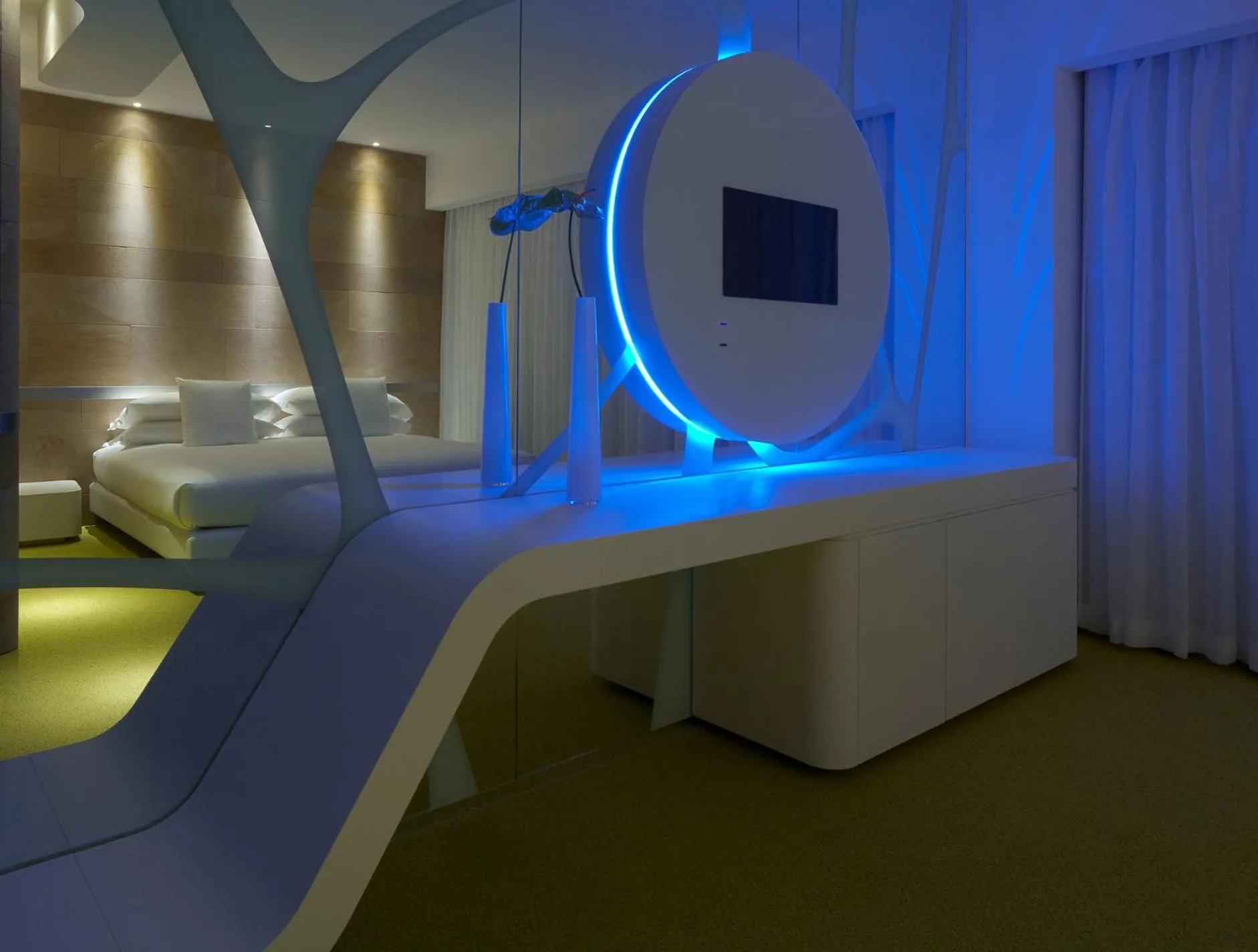 TV and multimedia in A Point Arezzo Park Hotel