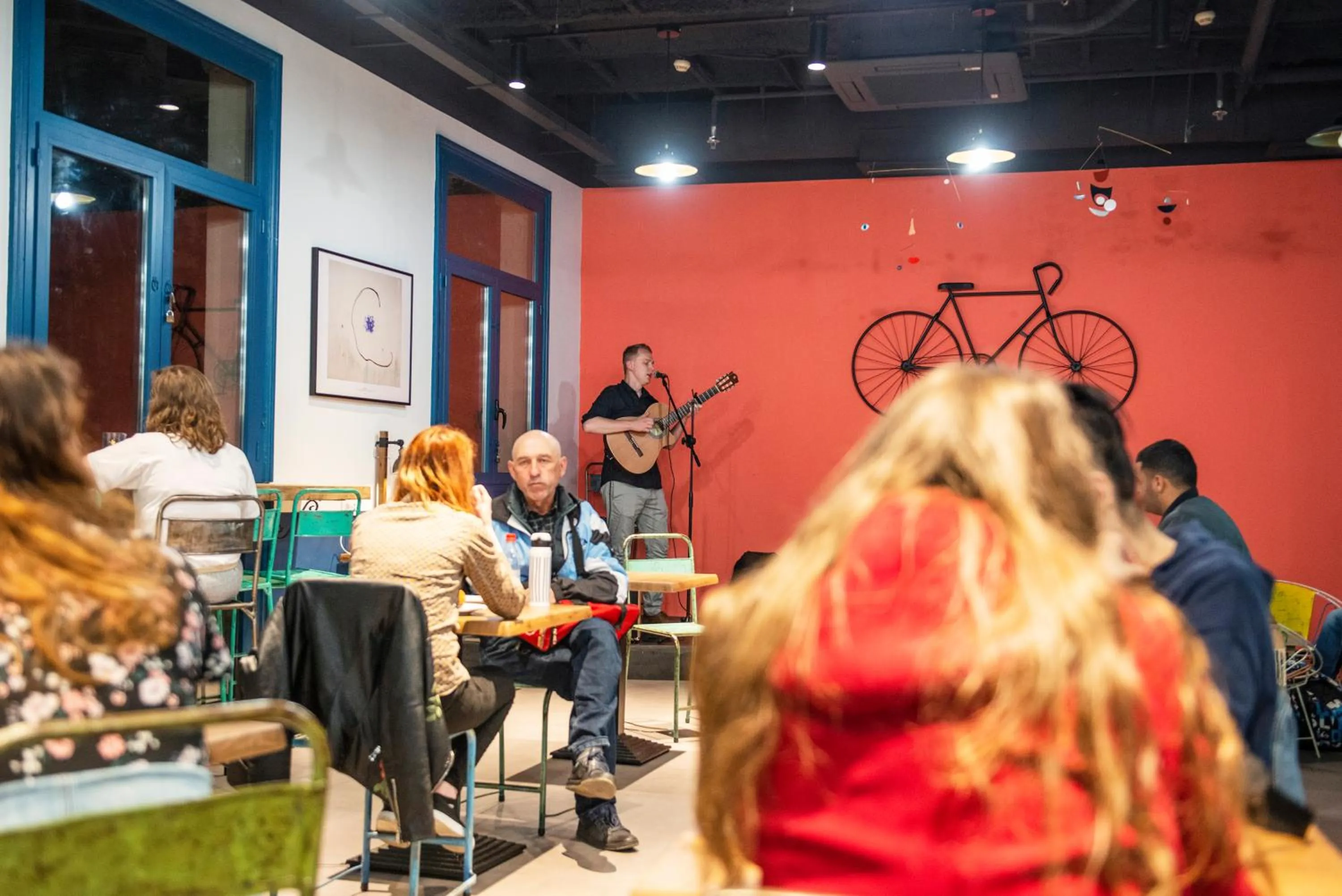 People in Safestay Barcelona Passeig de Gràcia