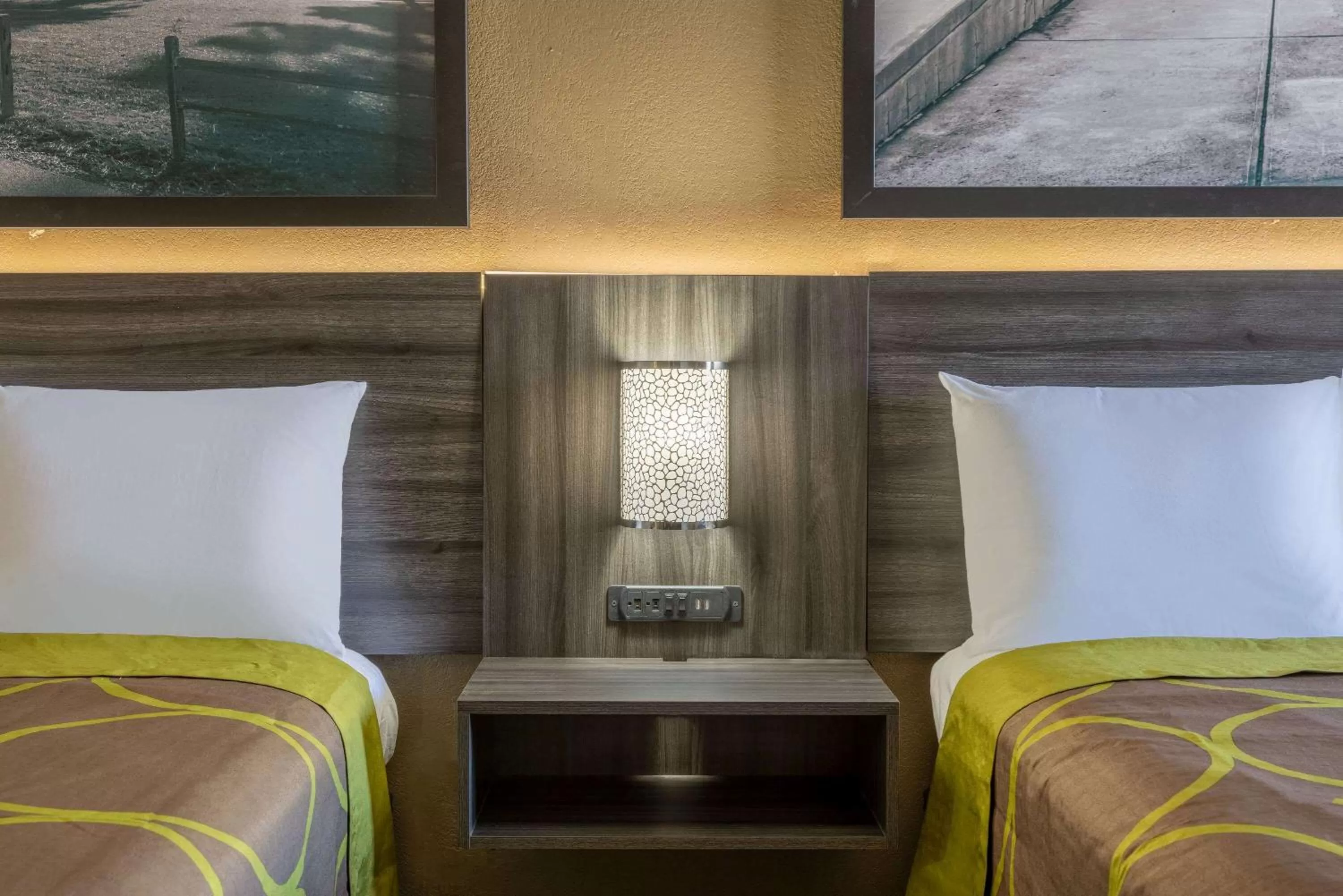 Photo of the whole room, Bed in Super 8 by Wyndham McDonough GA