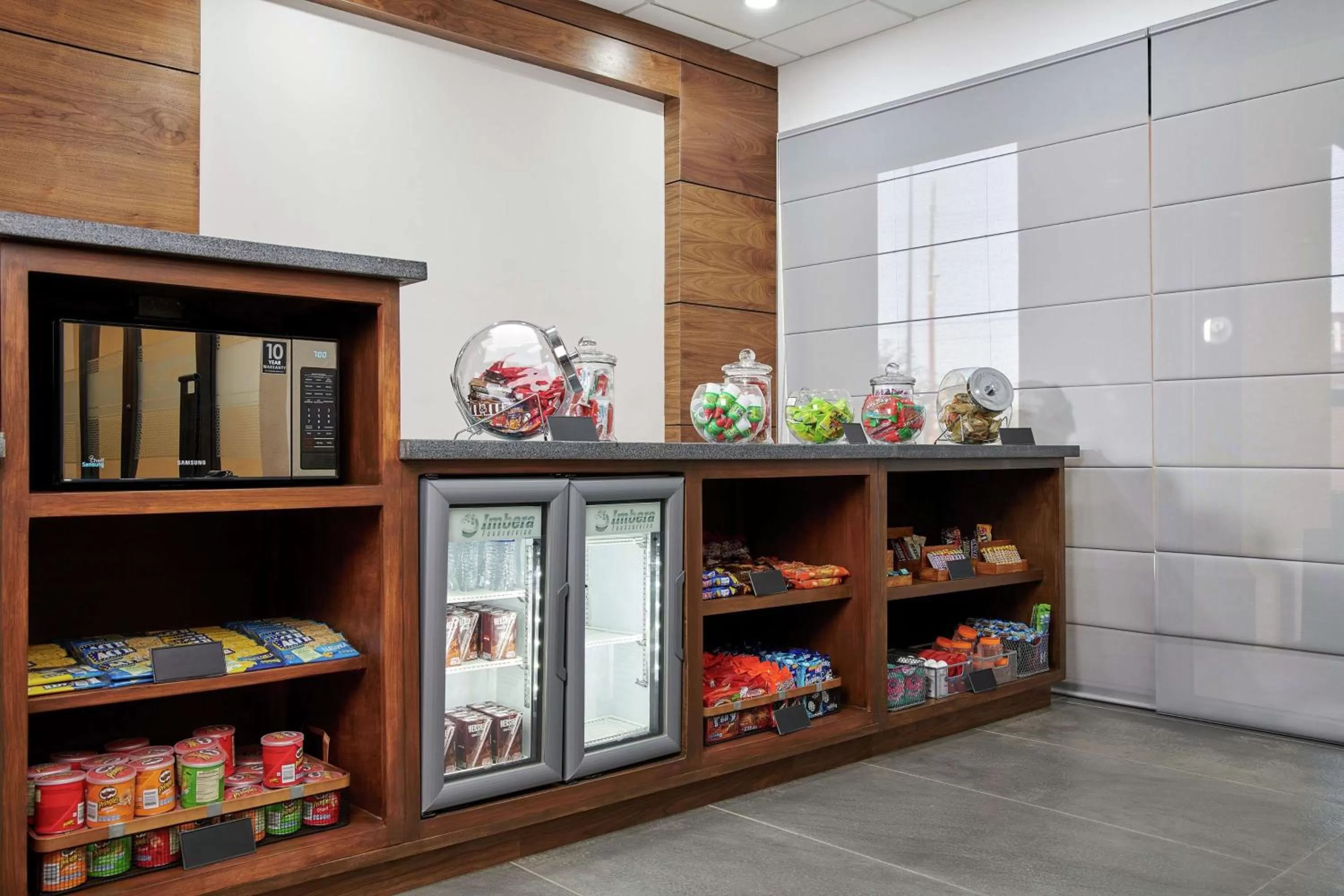 Restaurant/places to eat in Hampton Inn Ciudad Juarez