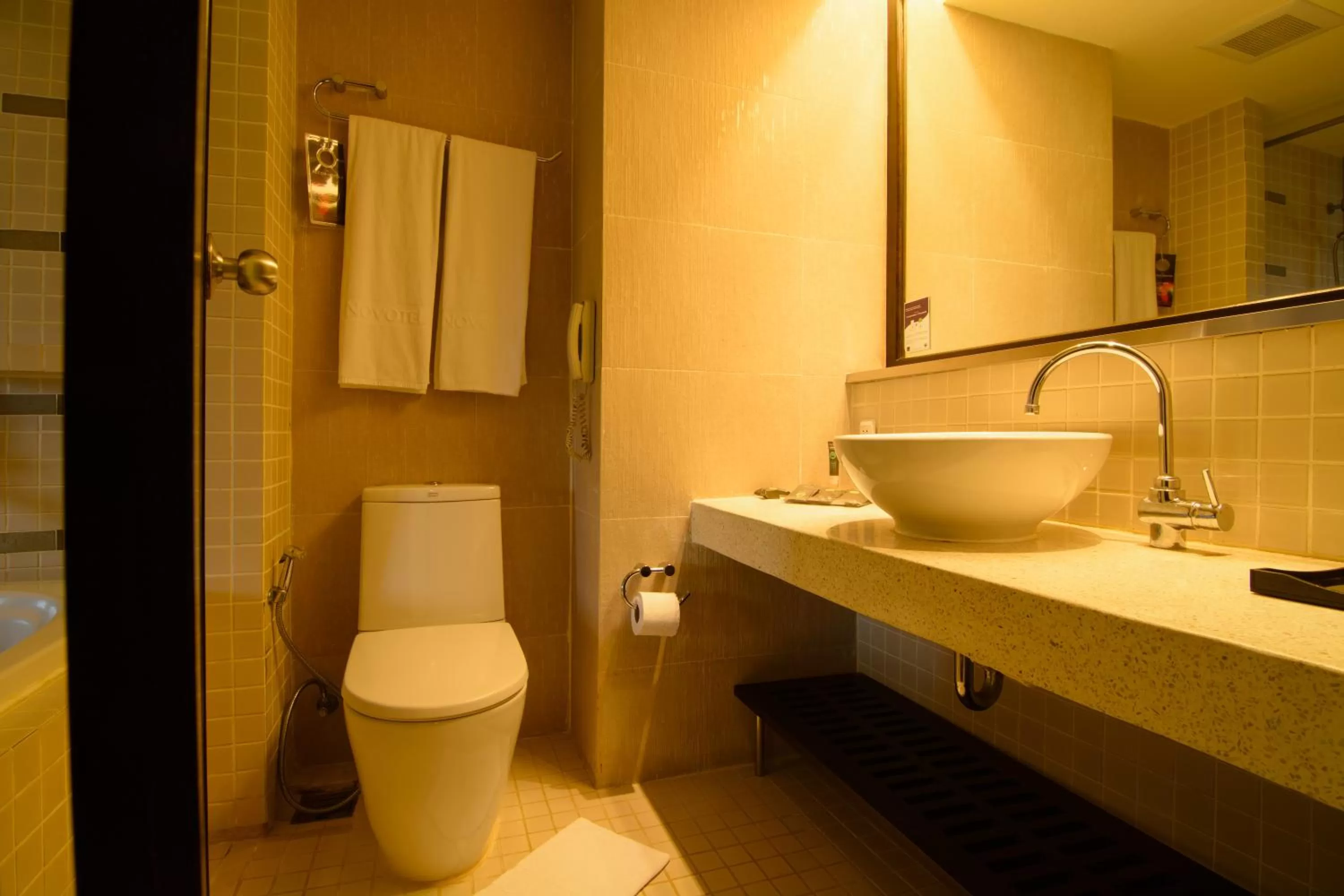Bathroom in The Nouveau Chumphon Beach Resort And Golf