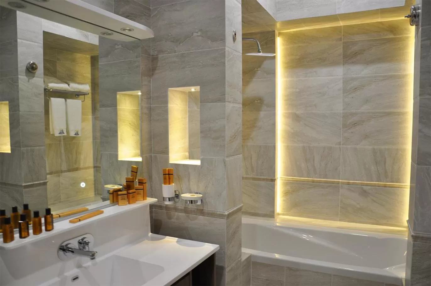 Parliament Palace Hotel