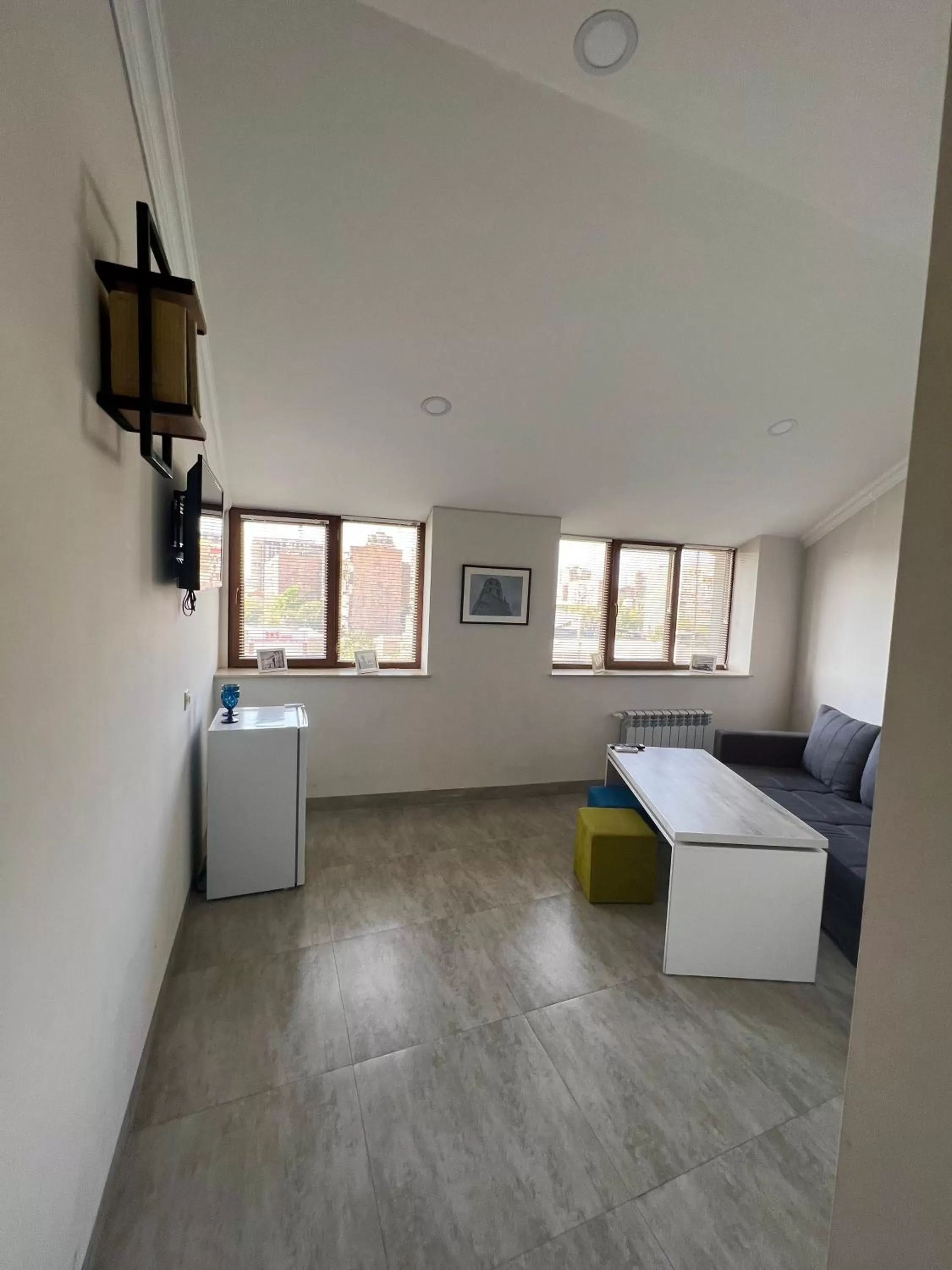 Living room in Menua by Horizon Hotels, Yerevan