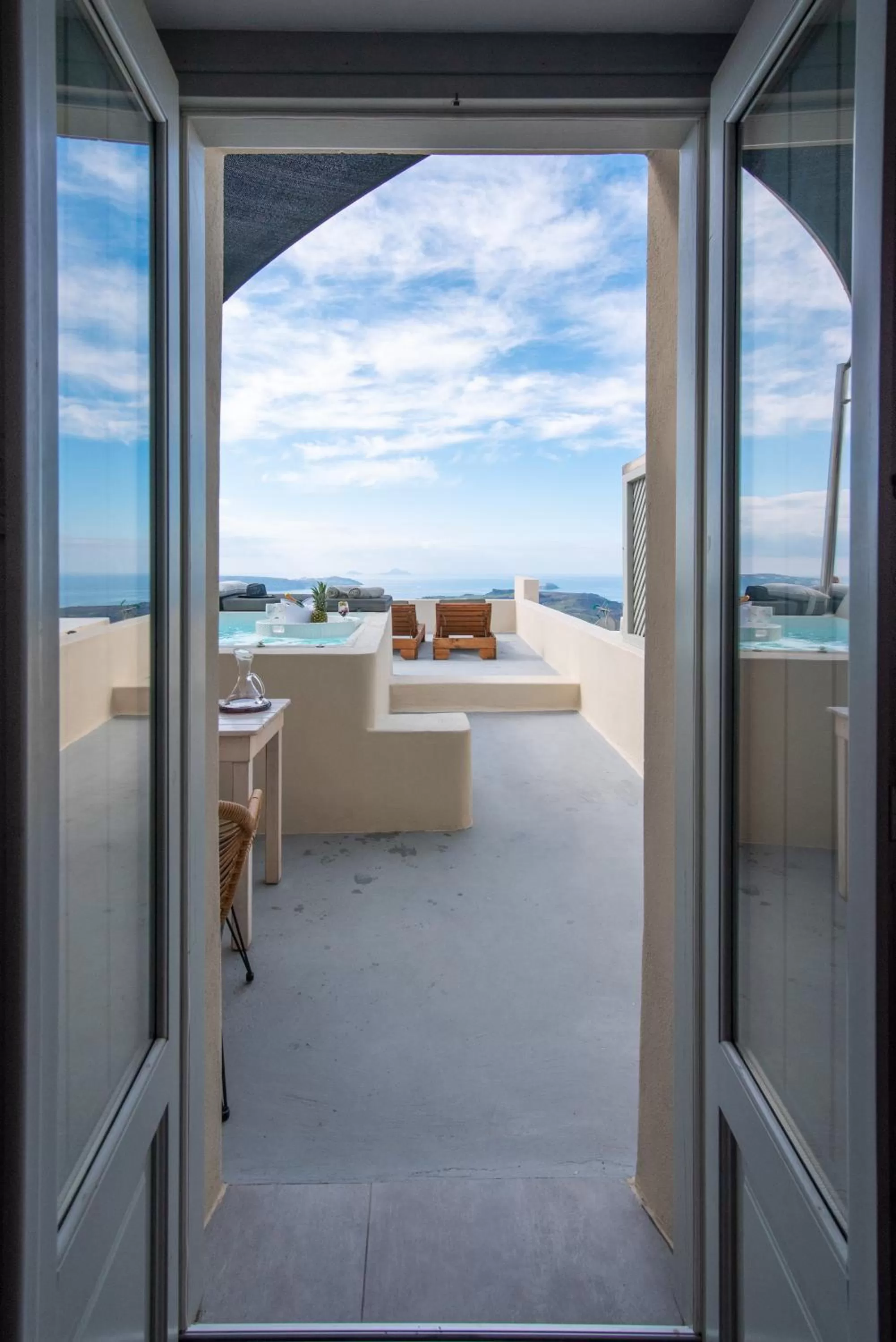 Caldera Cliff Illusion