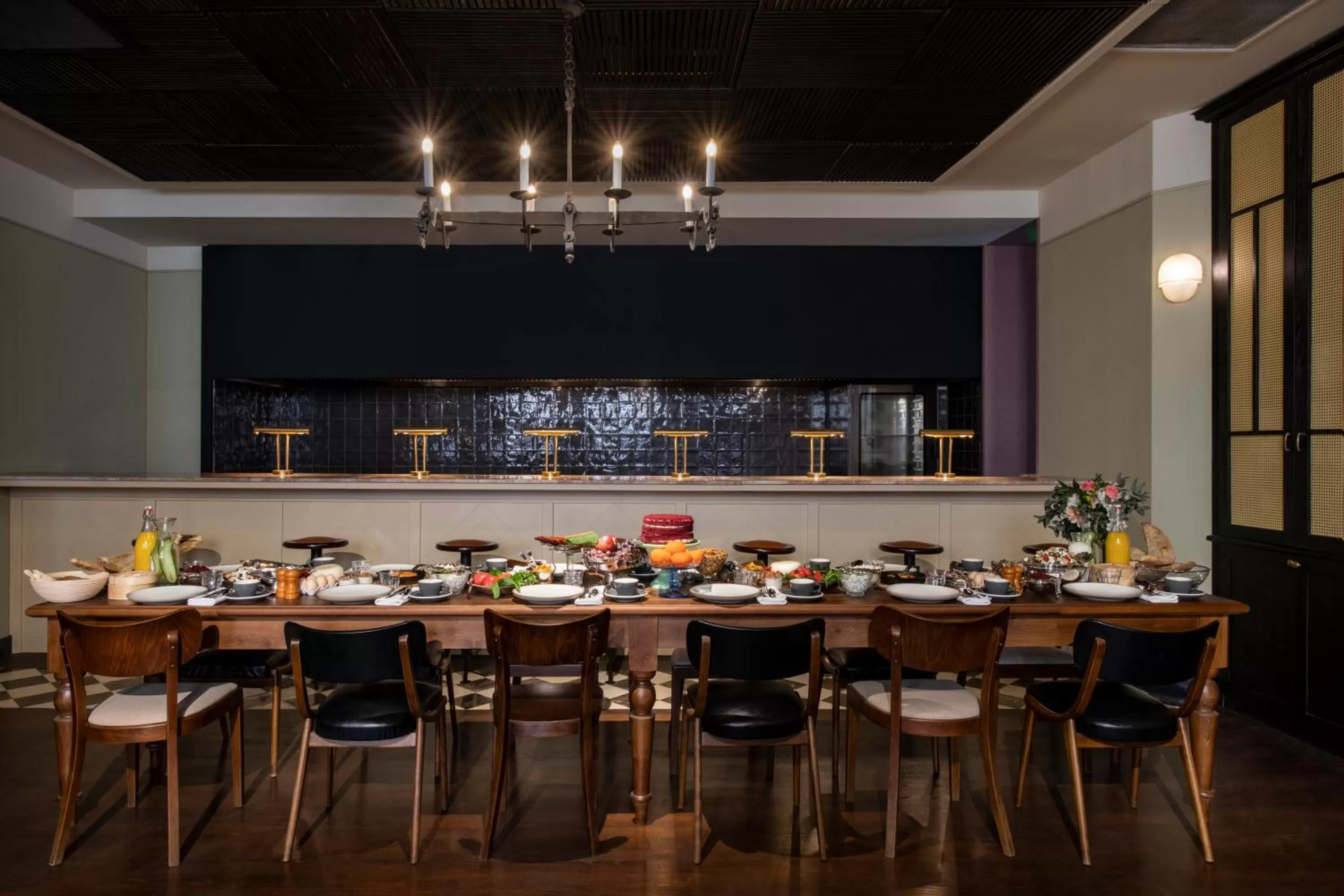 Restaurant/places to eat in Communal Hotel Plekhanovi