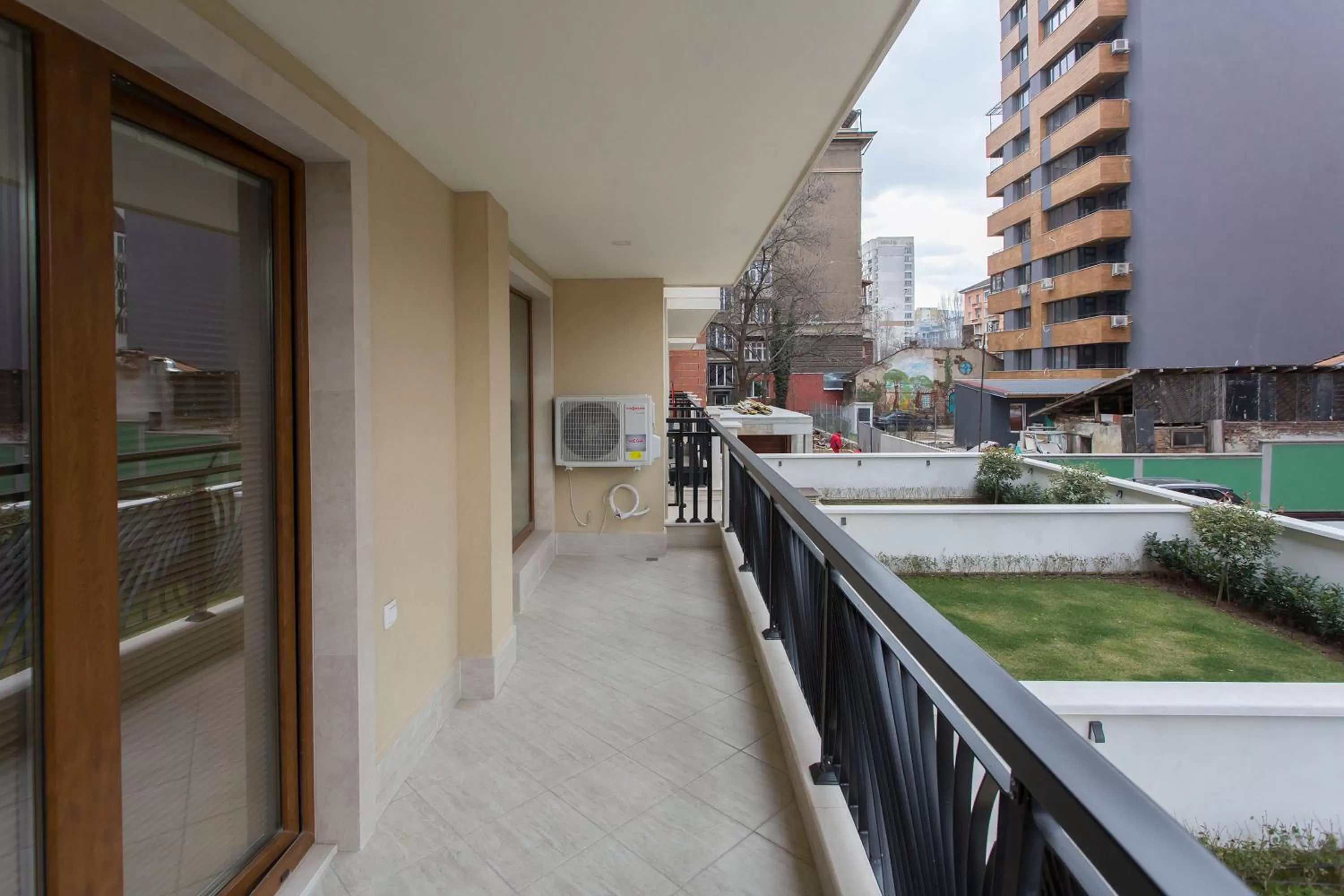 Balcony/Terrace in Modern and Bright Apartments near Center - FREE PARKING