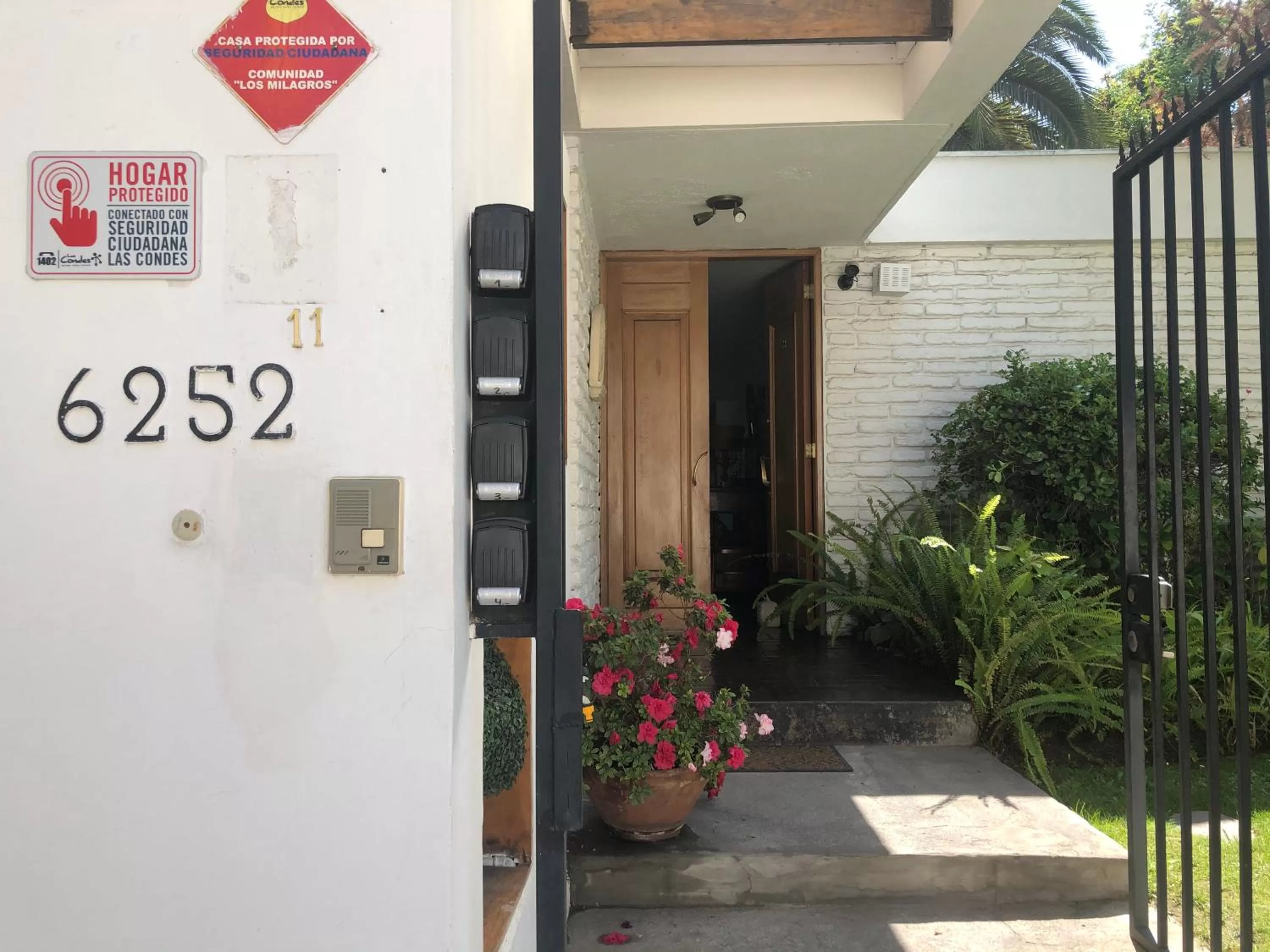 Facade/entrance in Rent apart Las Condes