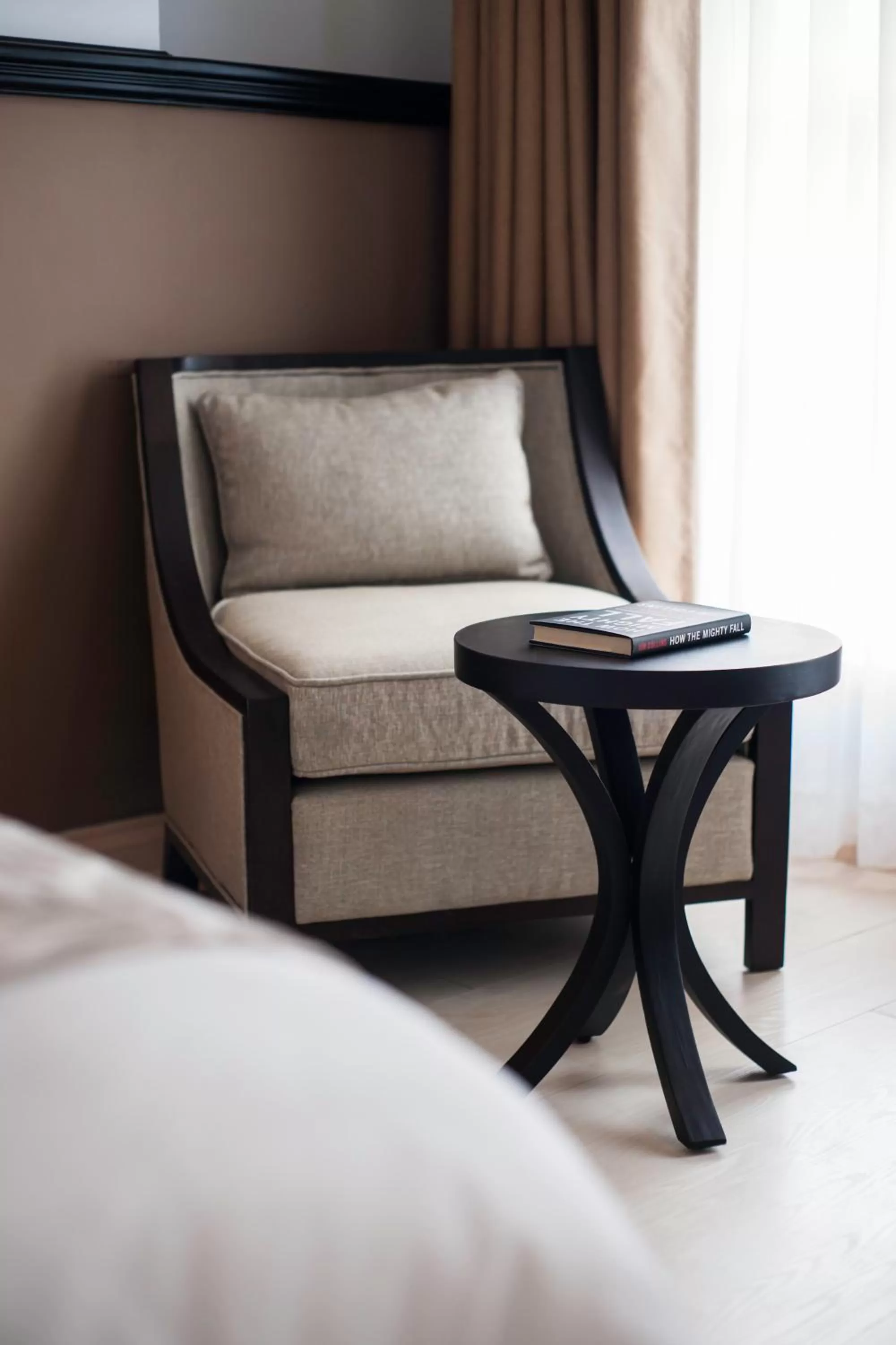 Decorative detail in The Alcove Library Hotel