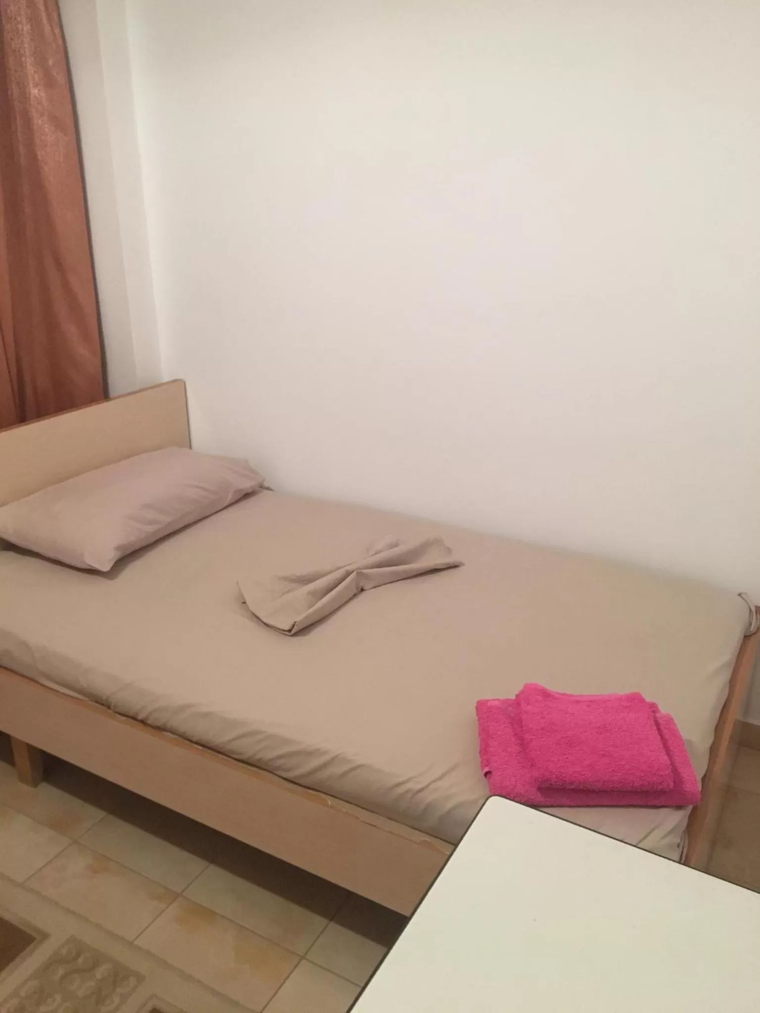 Bed in "Frogs House" Hotel & Restorant Slow Food