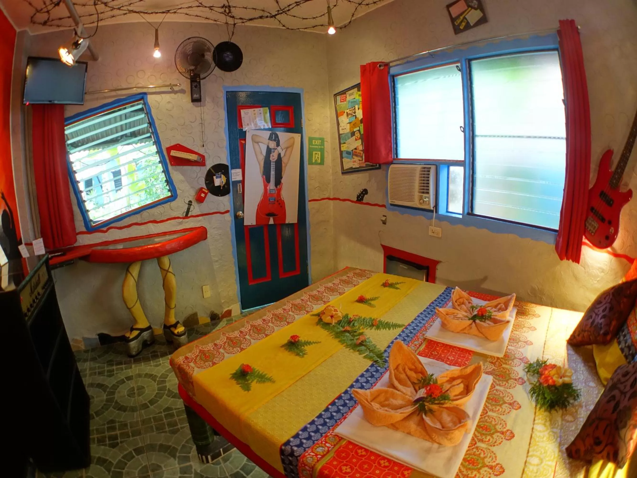 Photo of the whole room in Takatuka Beach Resort