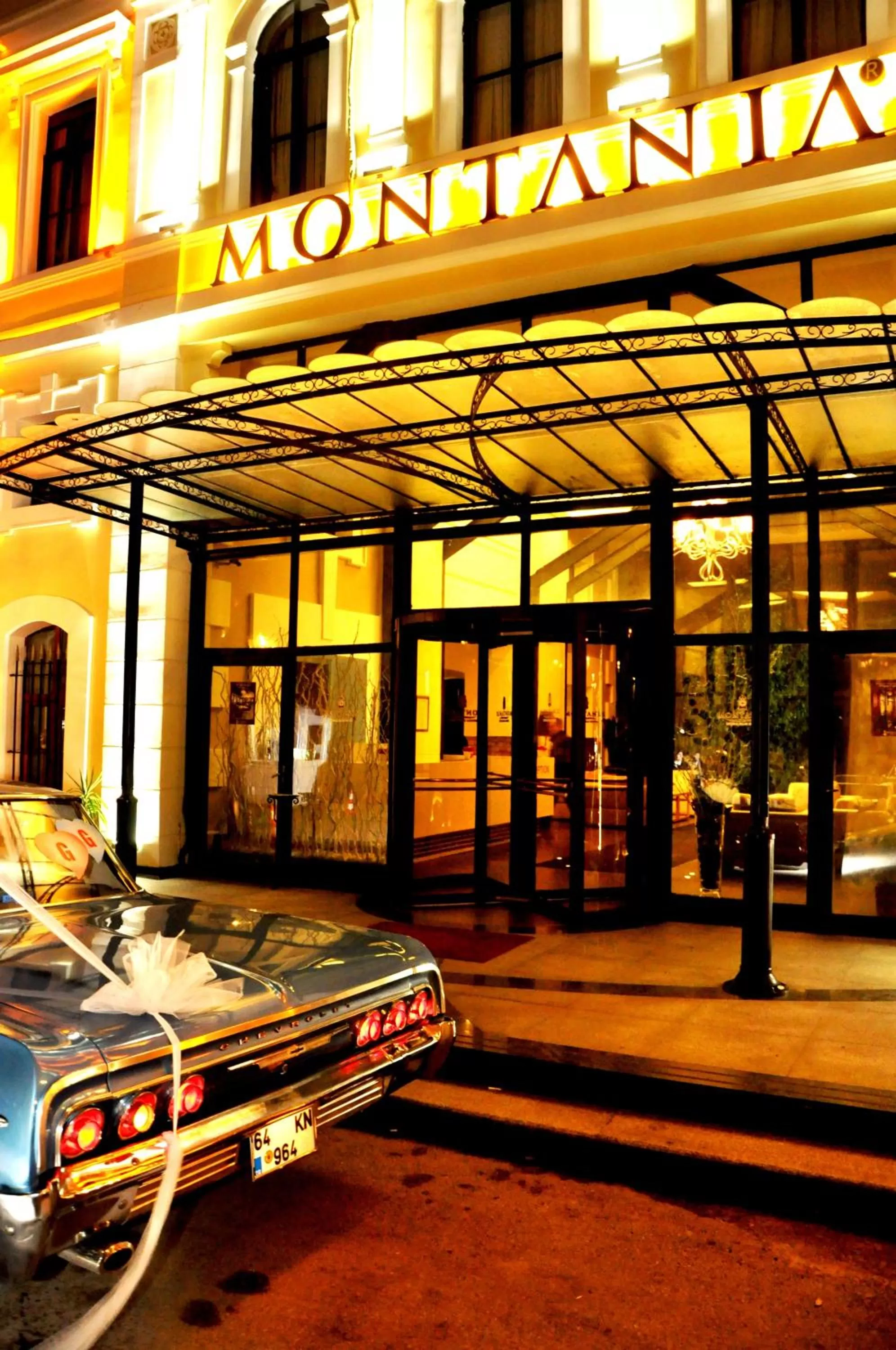 Facade/entrance in Montania Special Class Hotel