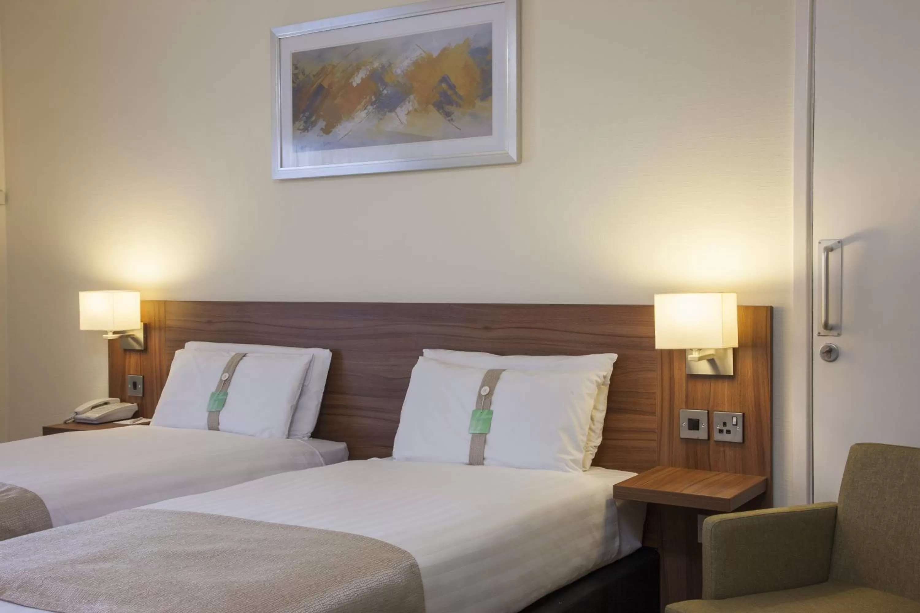 Photo of the whole room, Bed in Holiday Inn Colchester by IHG