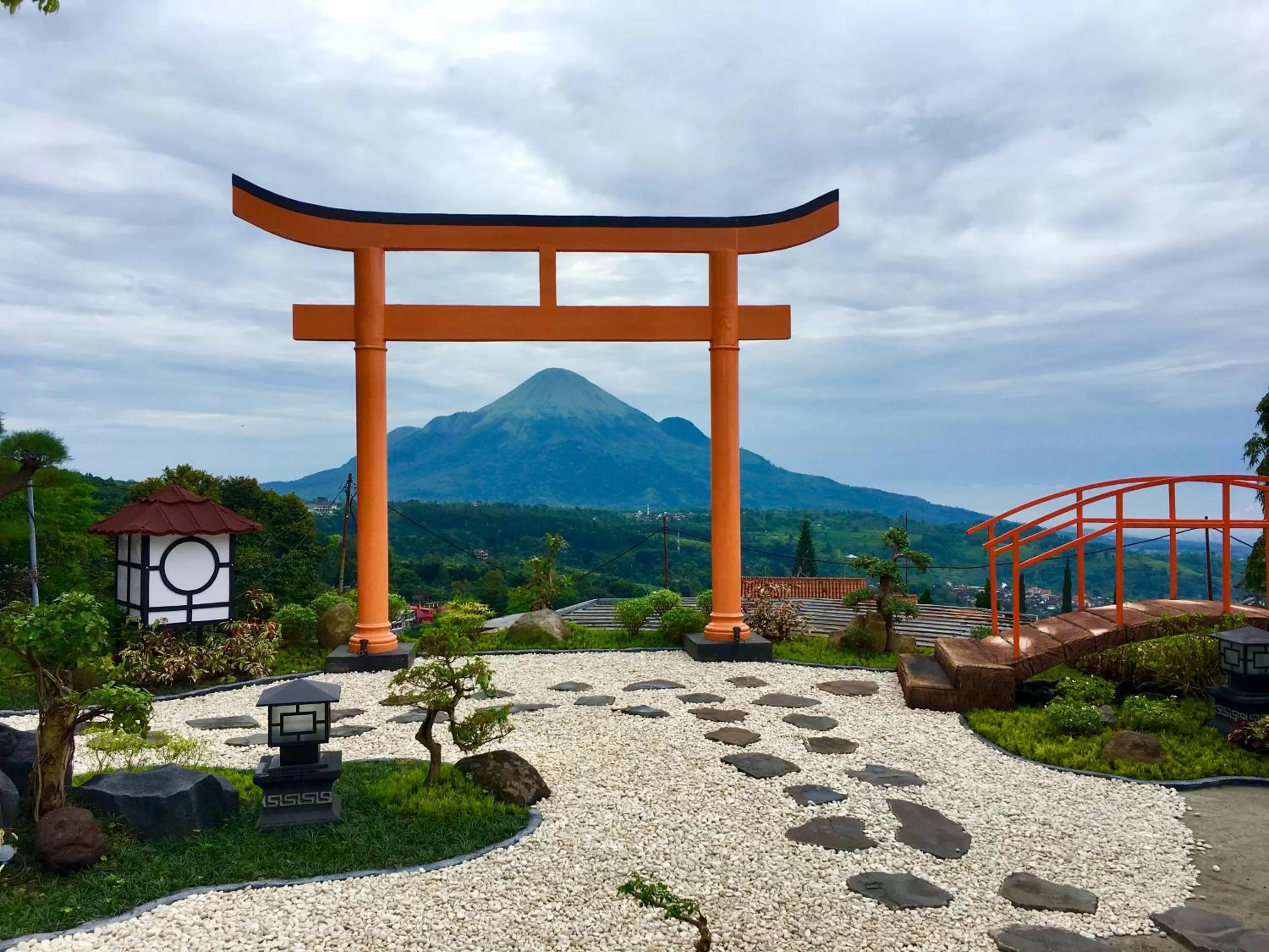 Day in Inna Tretes Hotel & Resort