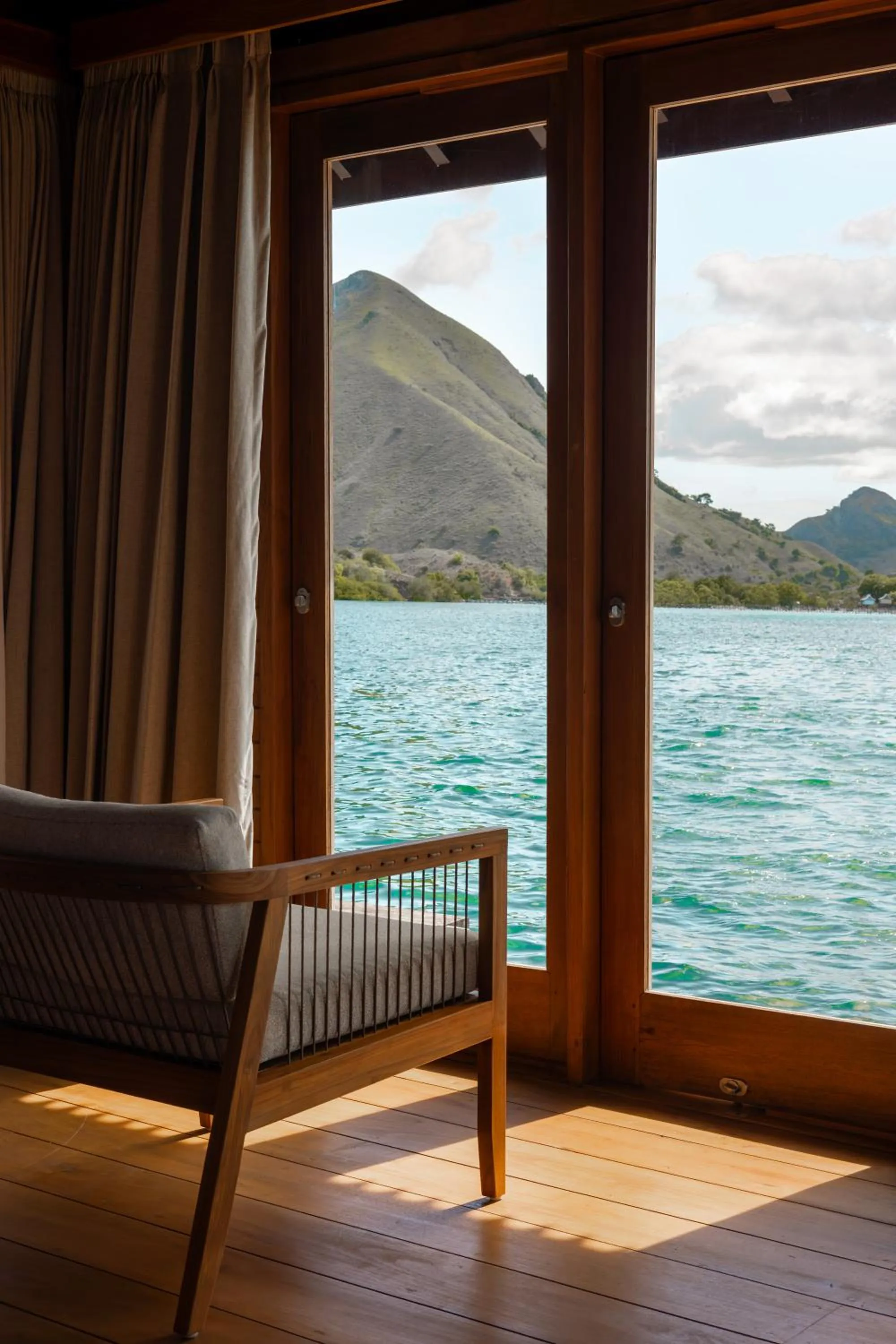 Seating area in Menjaga Bay