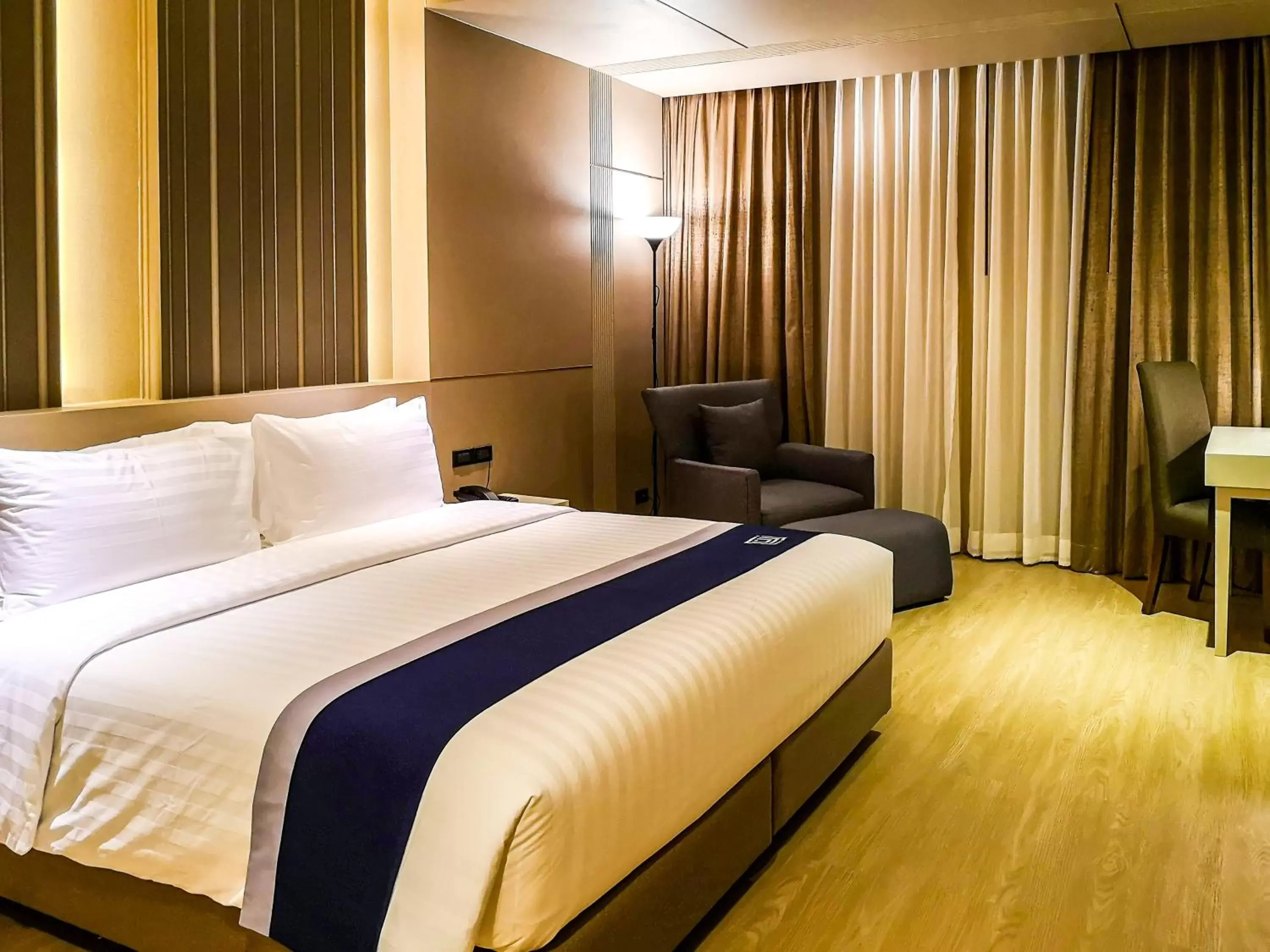 Deluxe Double Room in Zayn Hotel Bangkok - SHA Plus Certified Deluxe Double Room in Zayn Hotel Bangkok - SHA Plus Certified
