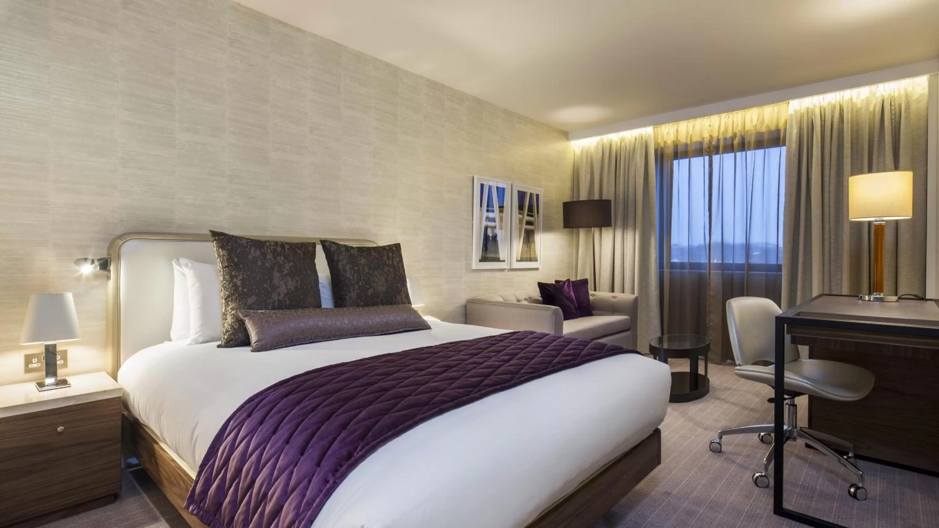Photo of the whole room, Bed in Crowne Plaza London Kings Cross by IHG