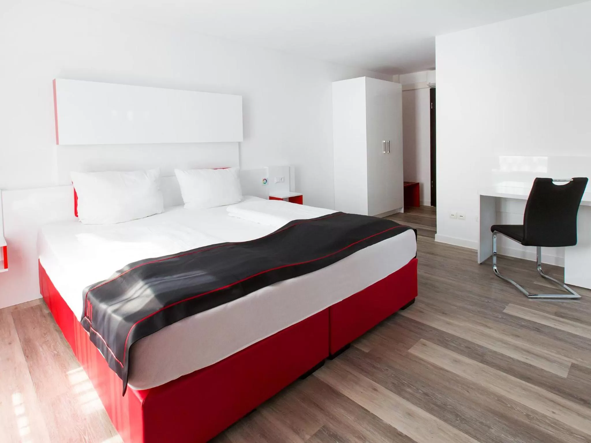 Photo of the whole room, Bed in Hotel Andante Rust