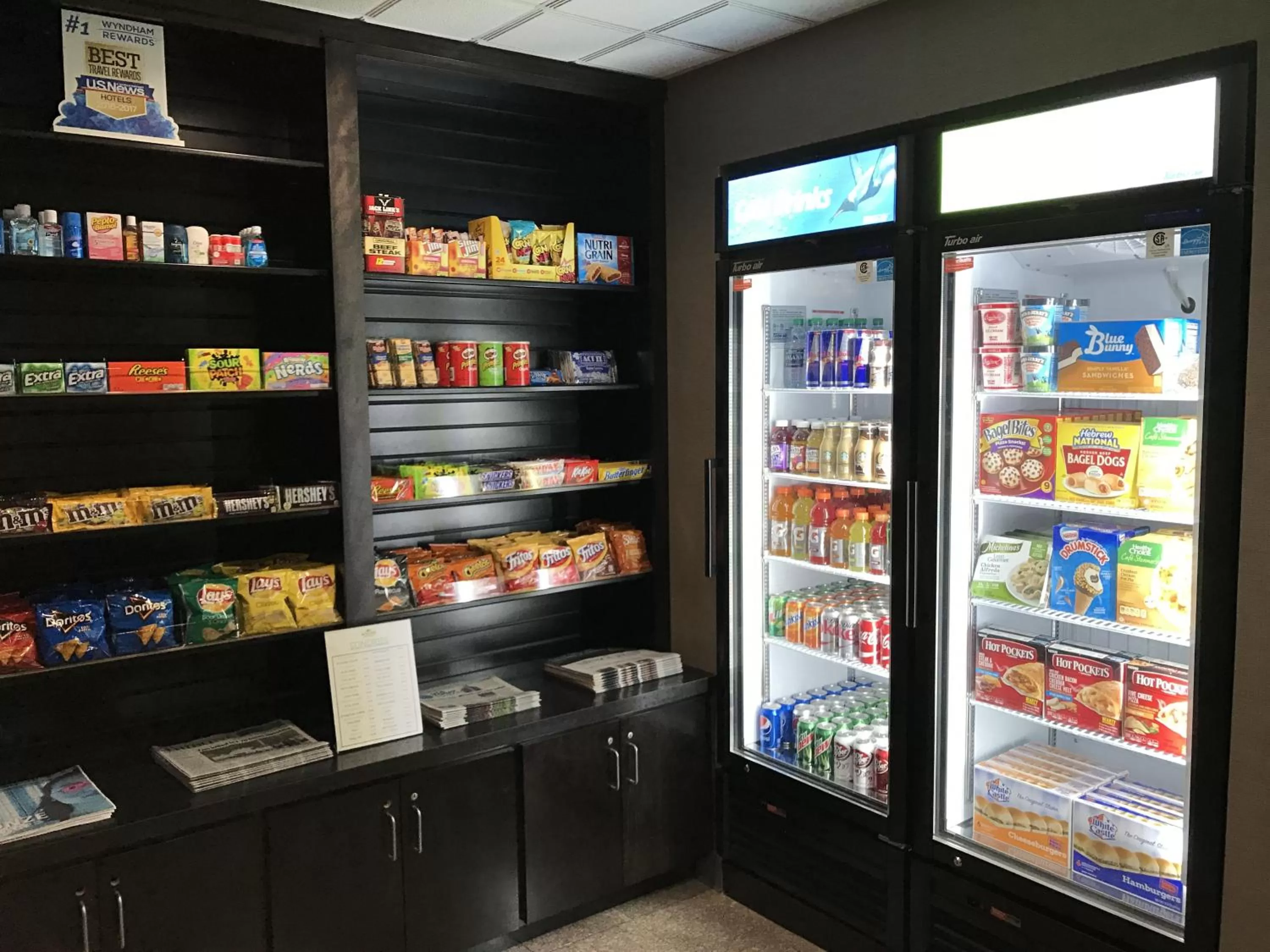 On-site shops in Wingate by Wyndham Columbia