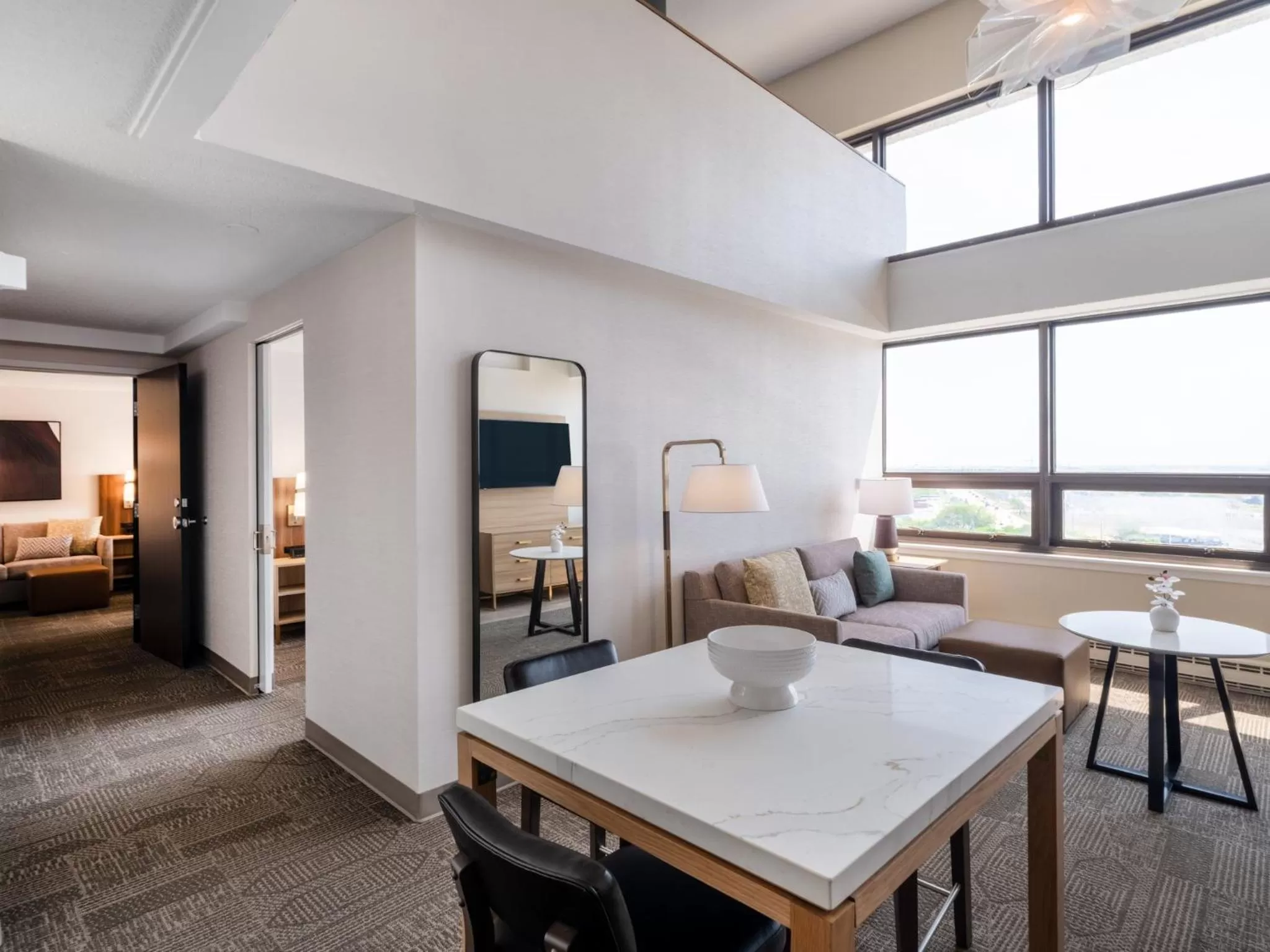 Photo of the whole room, Bed in Staybridge Suites Chicago O'Hare - Rosemont by IHG